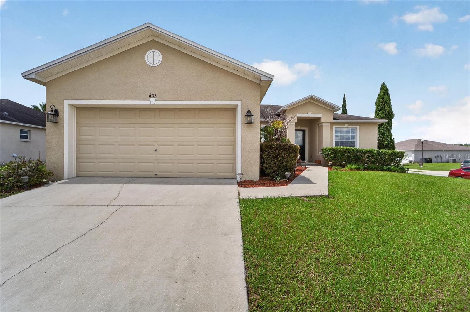 603 Pointer Ln