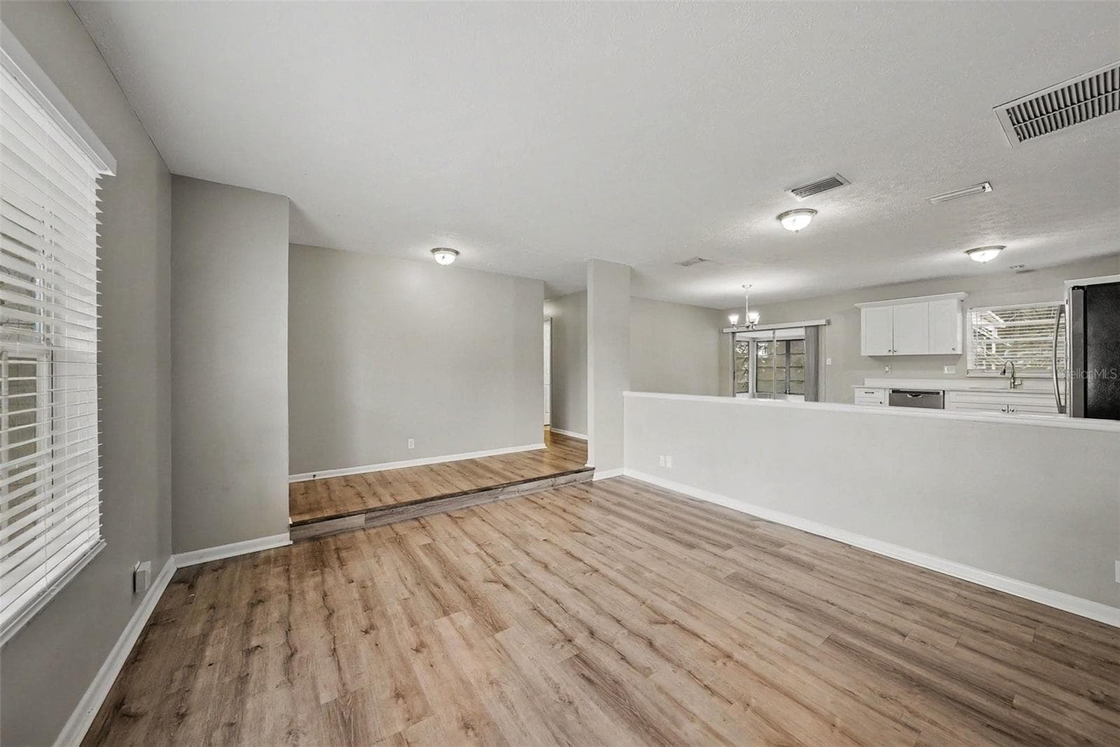 2264 Village CT