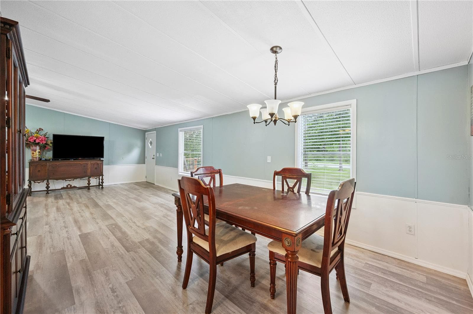 13821 Rockridge Rd photo 5