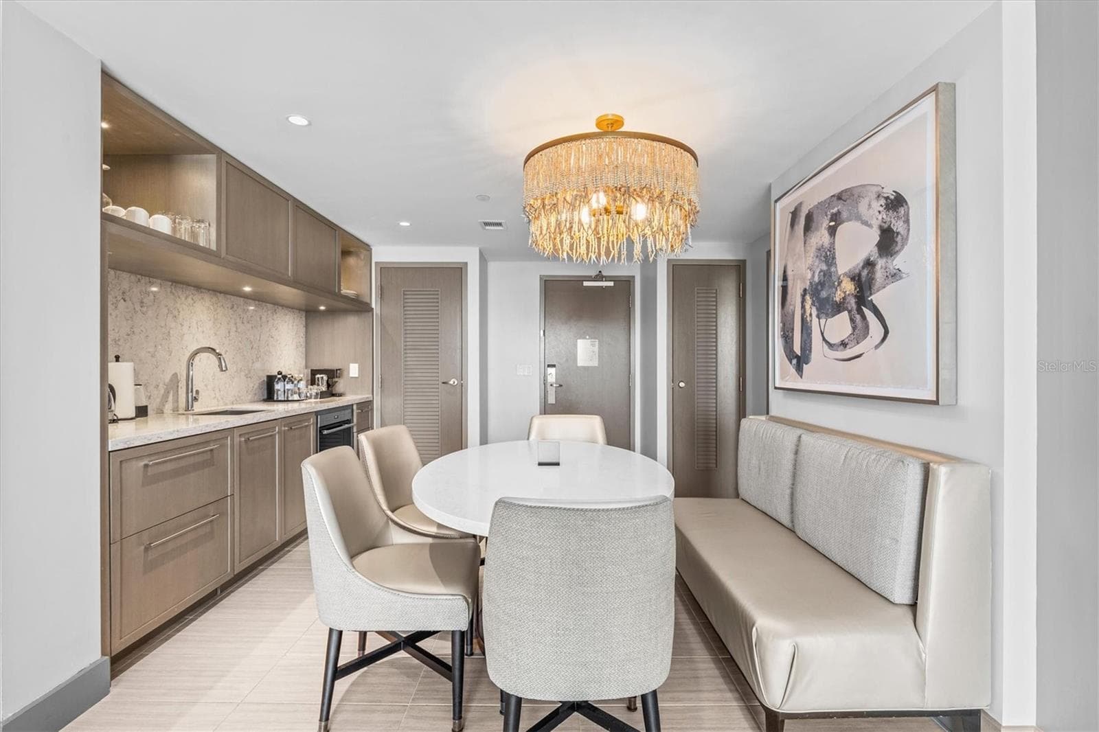 691 S Gulfview Blvd #815 photo 5
