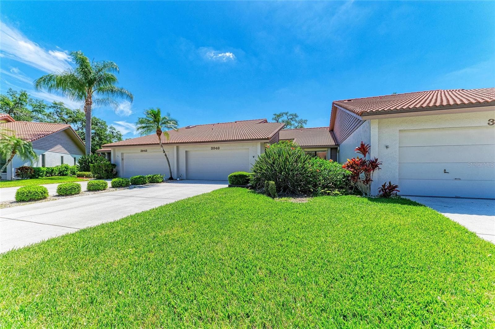 3946 Wilshire Cir E #168