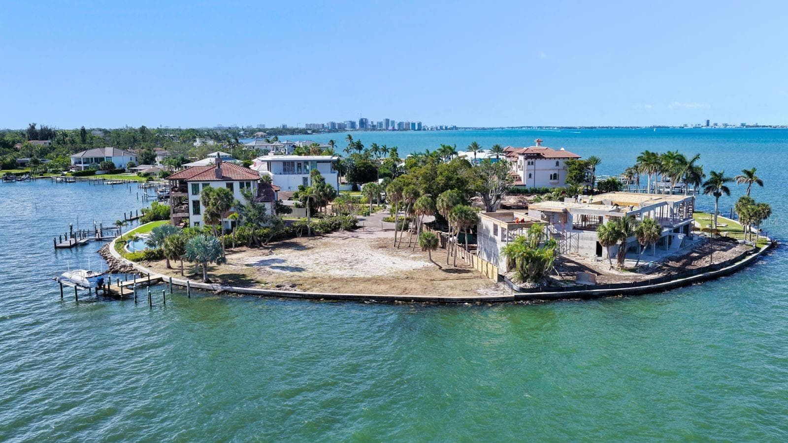 305 S Shore Dr S photo 3