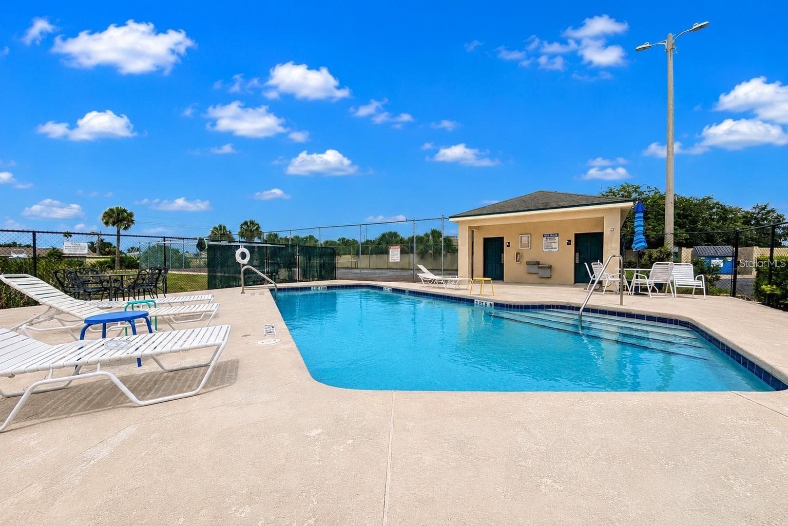 644 Yardarm Dr #22 photo 4