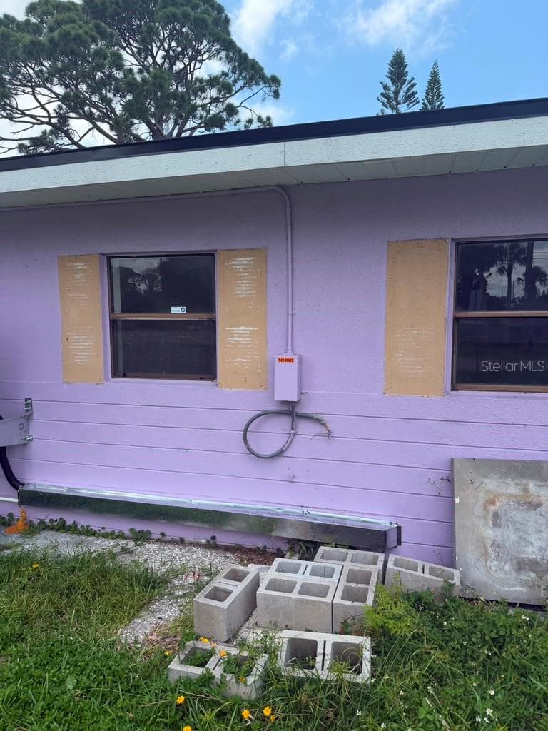 7235 Royal Palm Dr photo 3