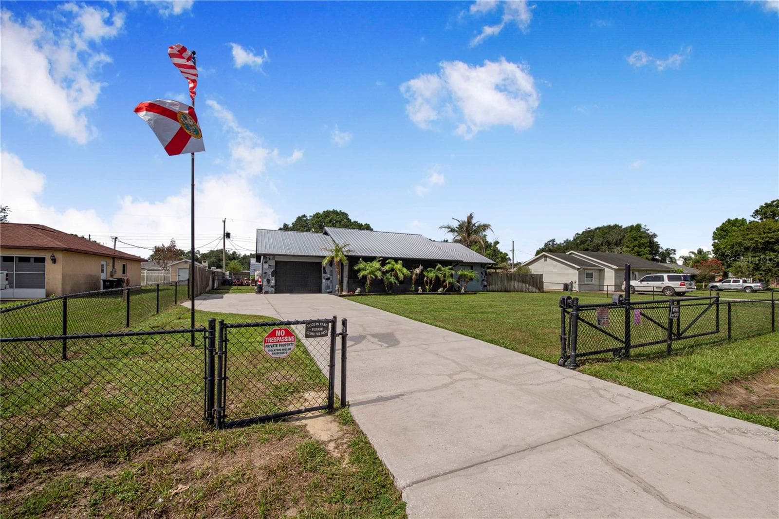2426 View Way photo 2
