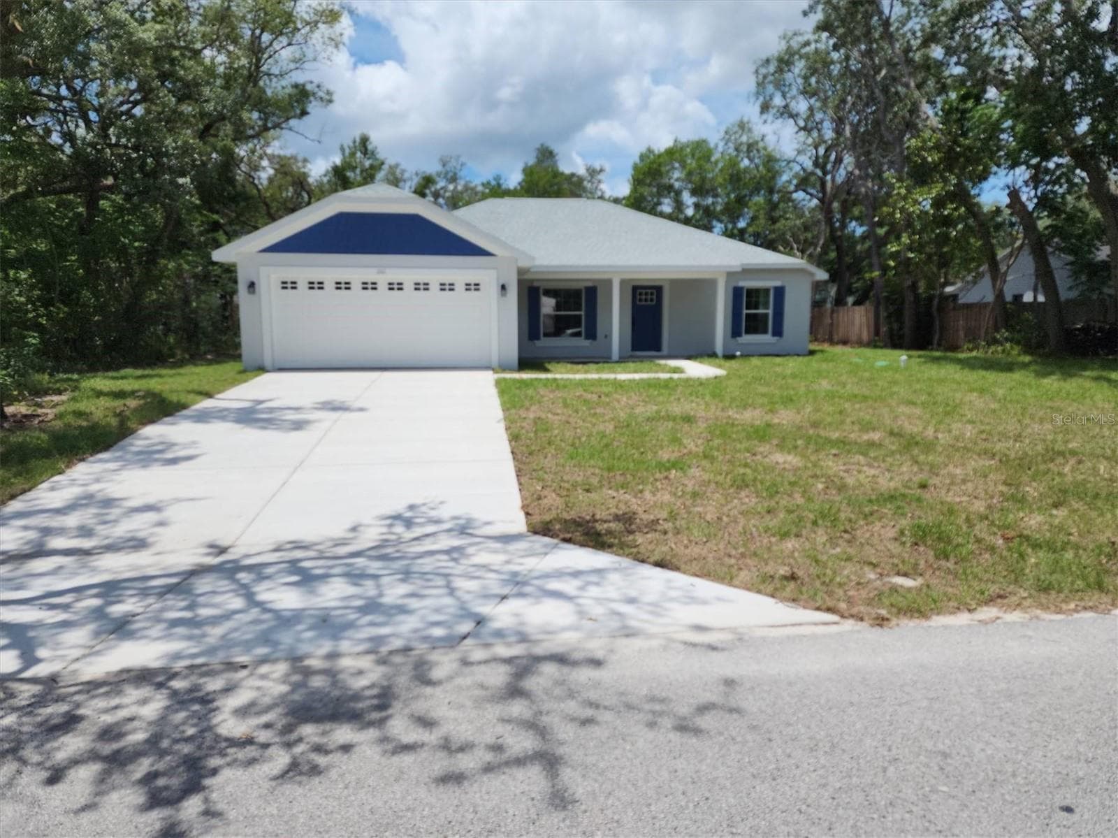 1111 Dagmar Ave