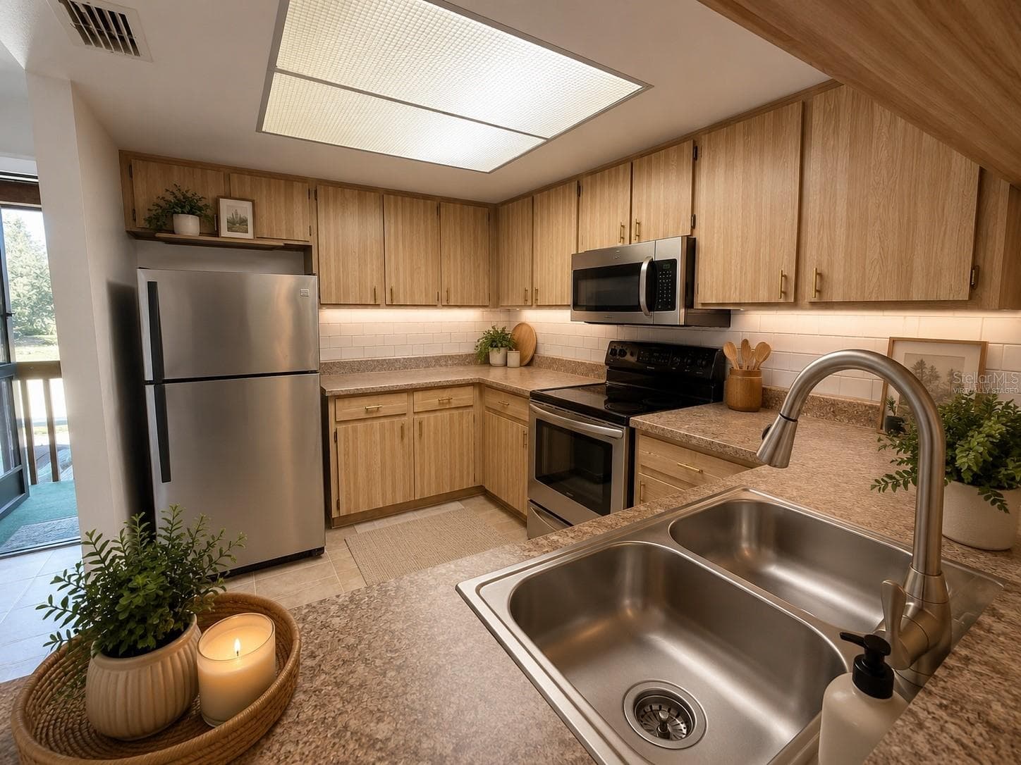 12155 Environmental Dr #6 photo 4