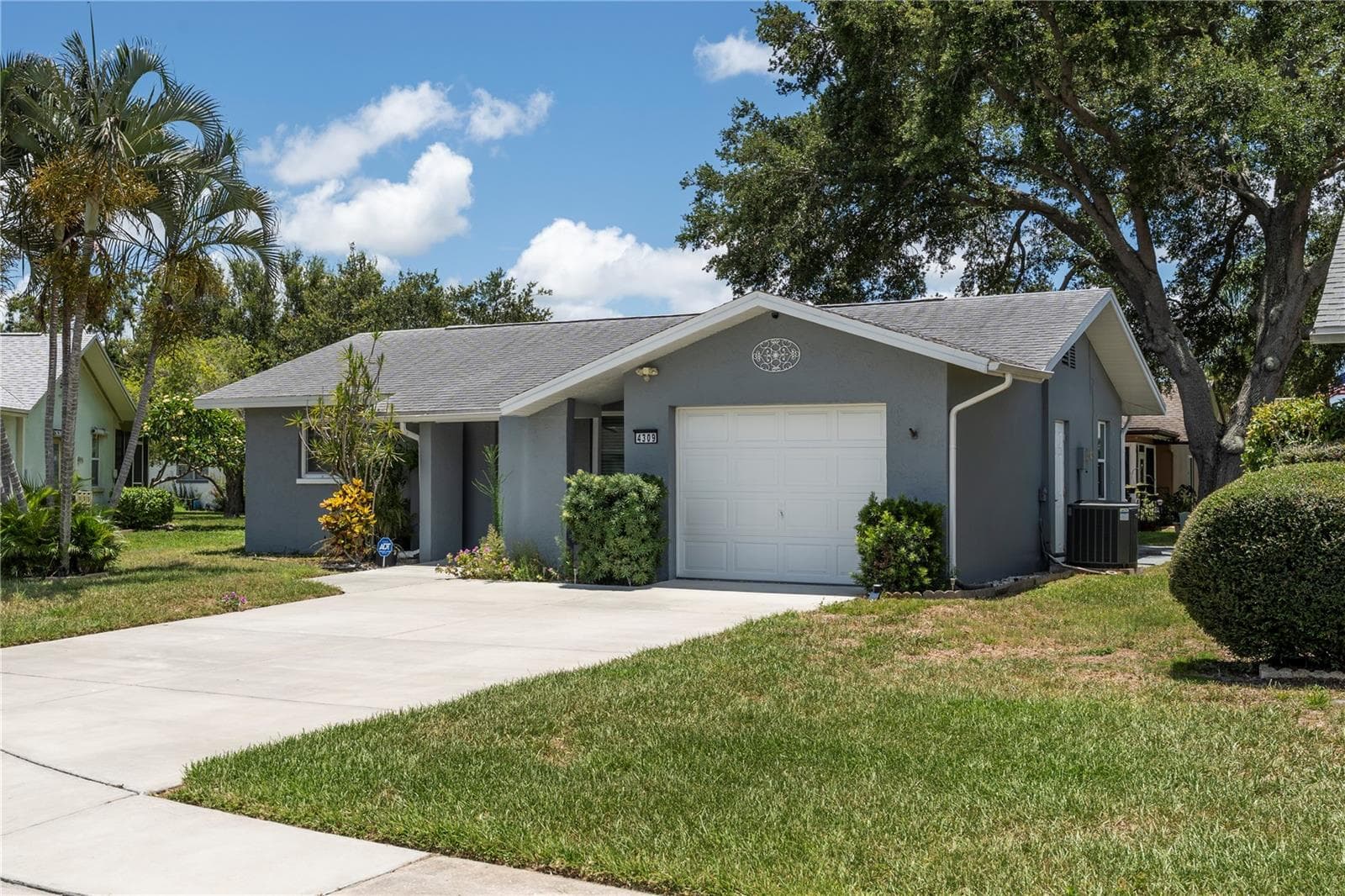 4309 Huron Ln photo 3