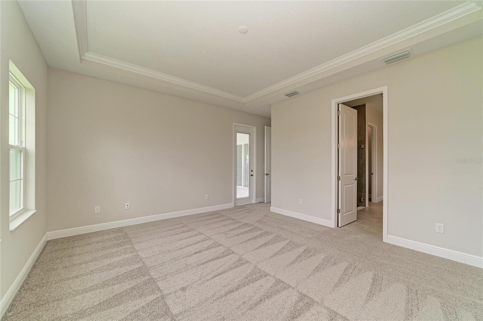 10308 Longmeadow Ave photo 5