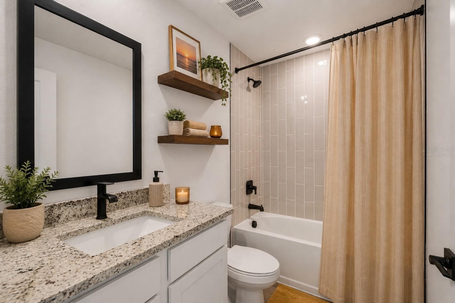 12143 Elston St photo 5
