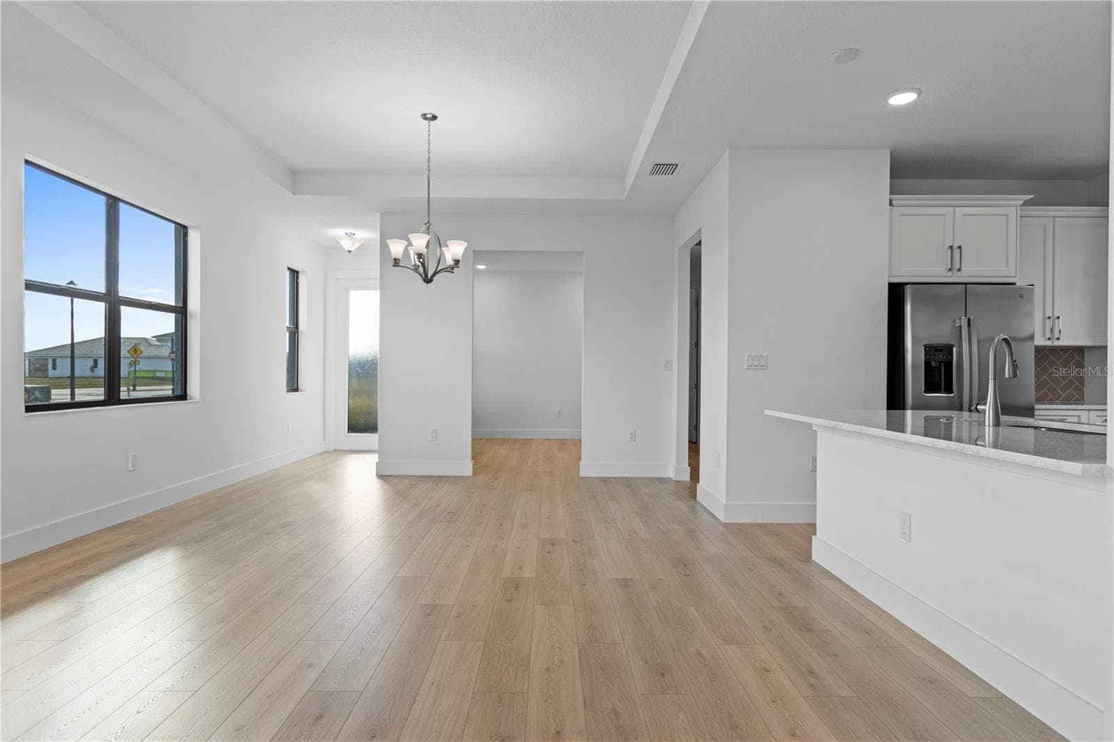 18366 Rockport Pl photo 3