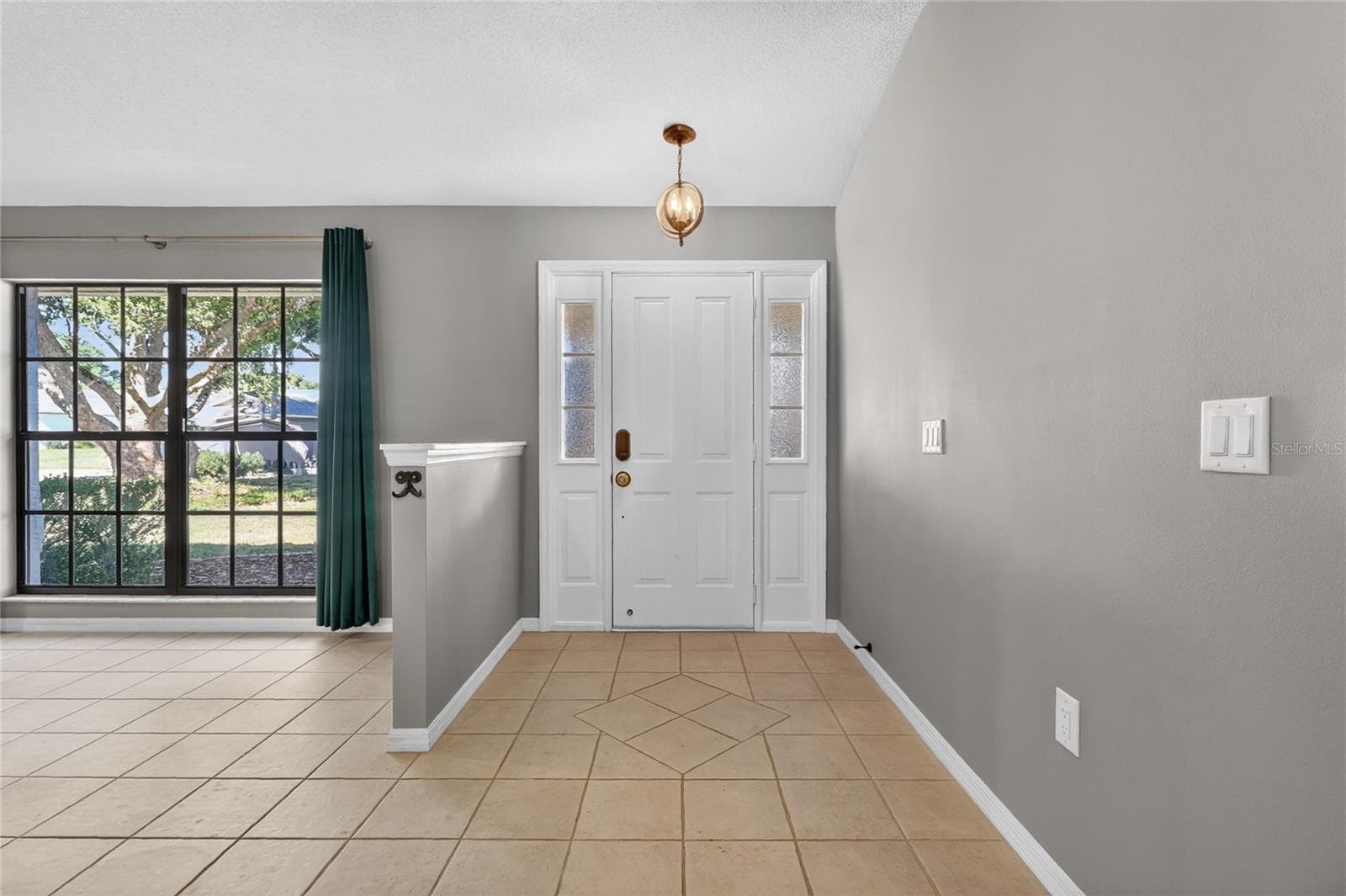 7411 Floral Cir E photo 5