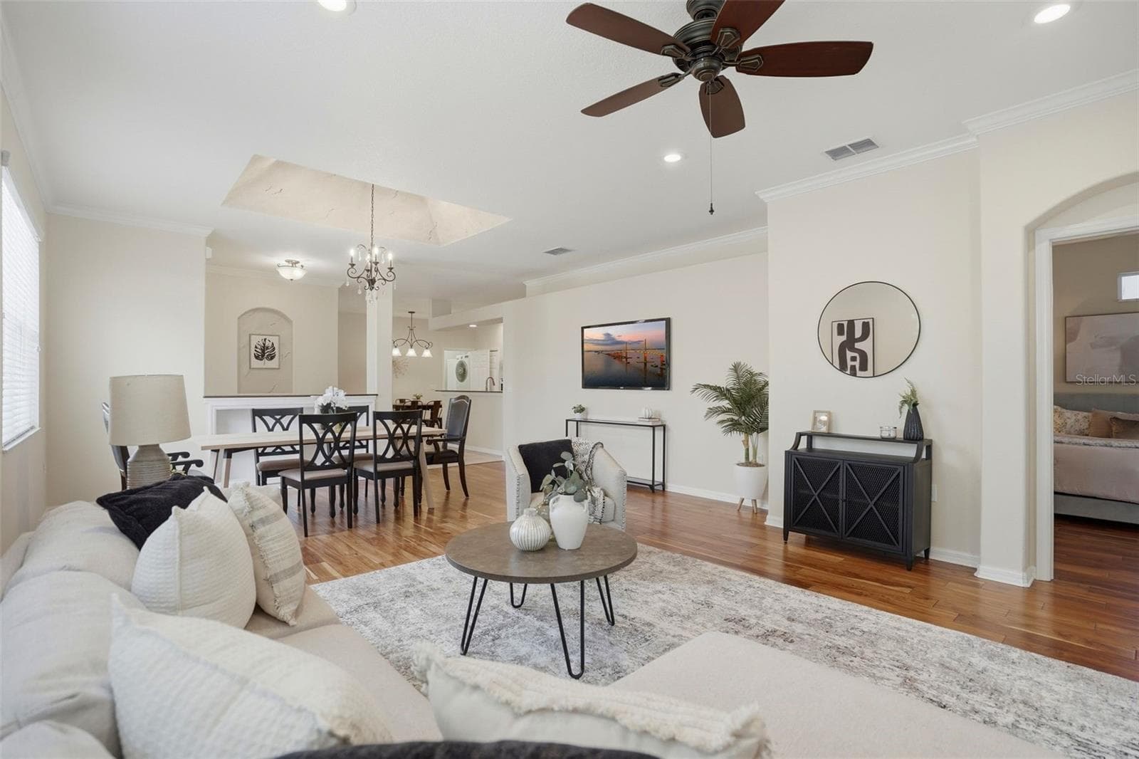 8005 Shaddock Pl photo 3