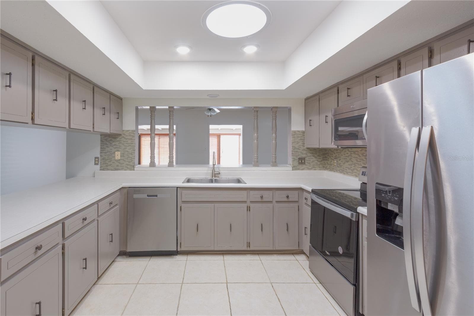 11016 Saginaw Dr photo 3