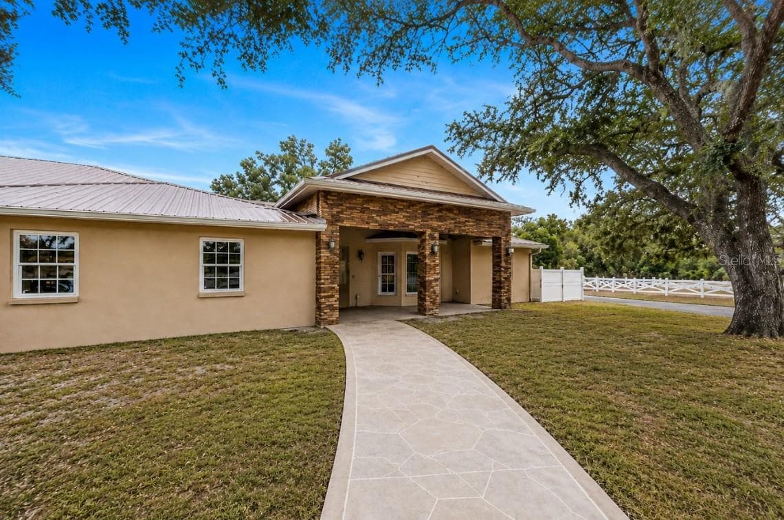 1160 Wagon Wheel Dr photo 3