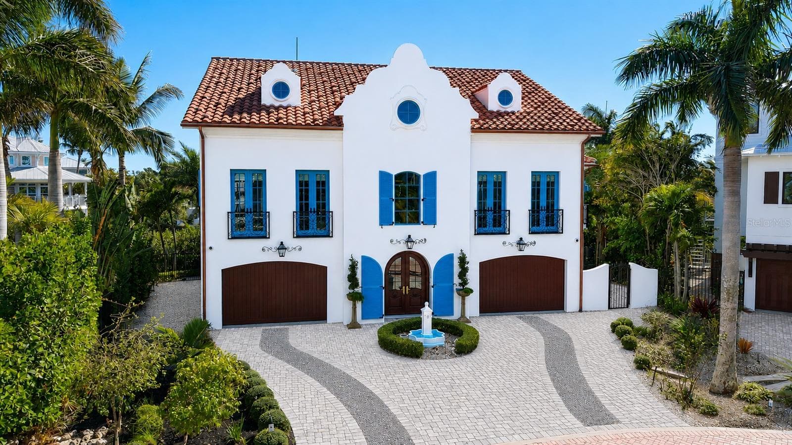 513 Villa Rosa Way