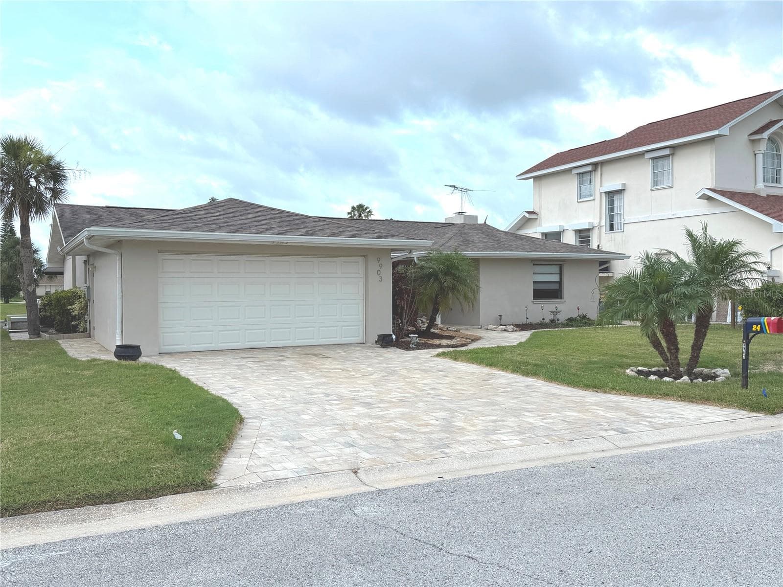 9903 San Sebastian Way photo 3