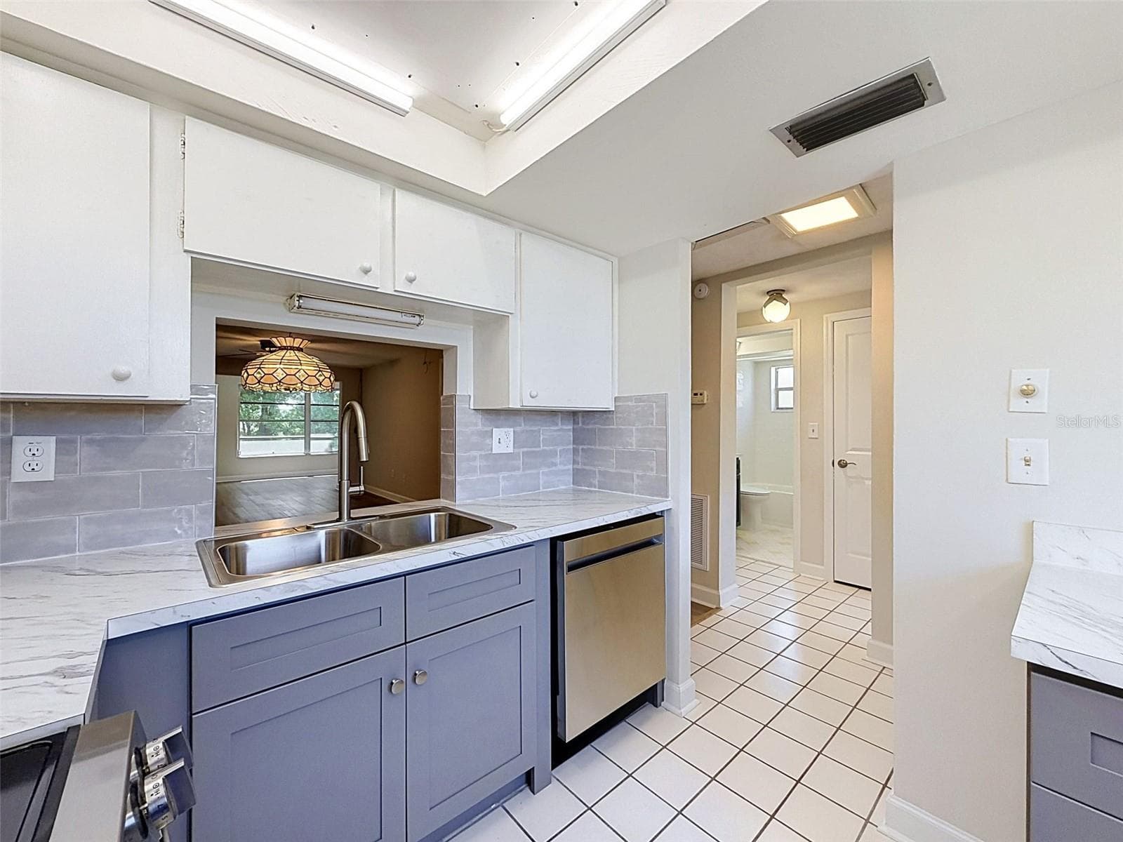 4422 Sunstate Dr photo 5