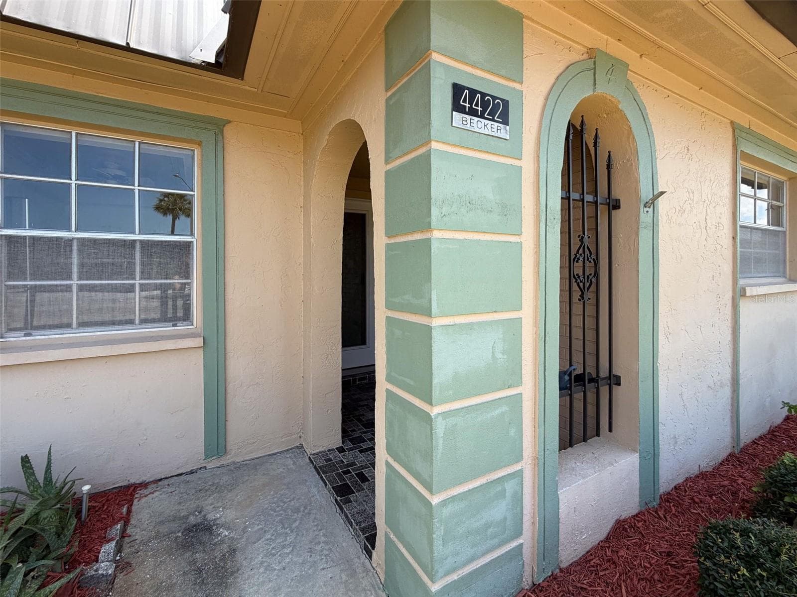 4422 Sunstate Dr photo 3