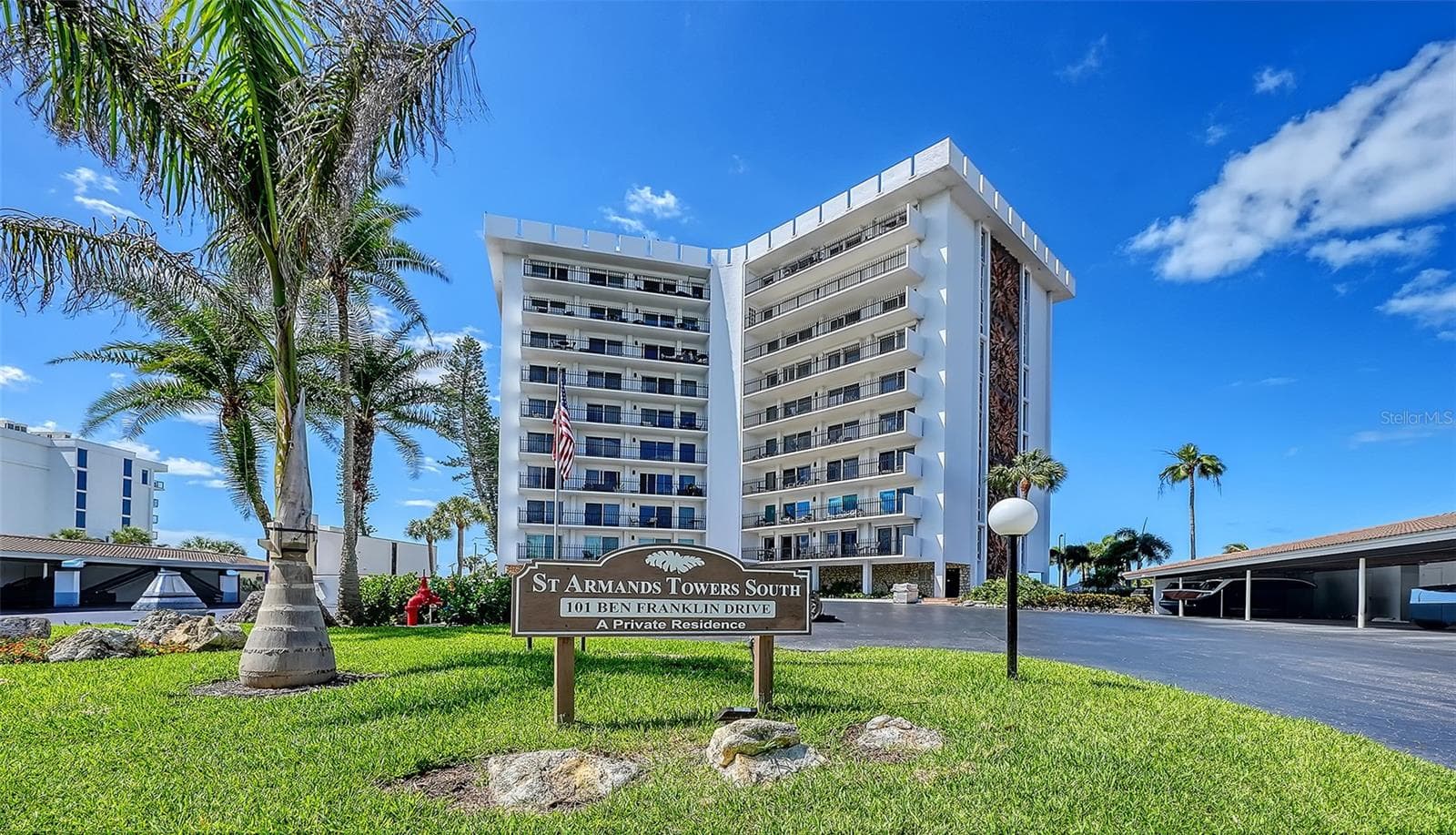 1 Benjamin Franklin Dr #93