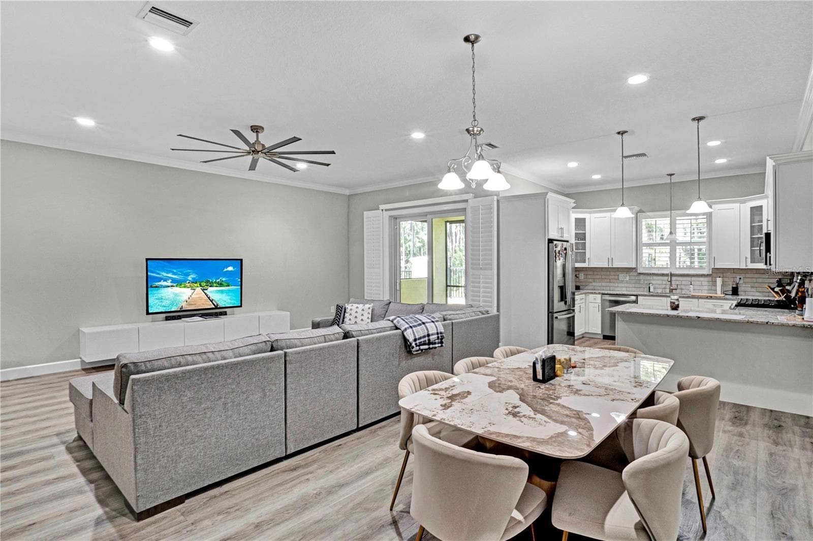 746 Grand Cypress Ln photo 3