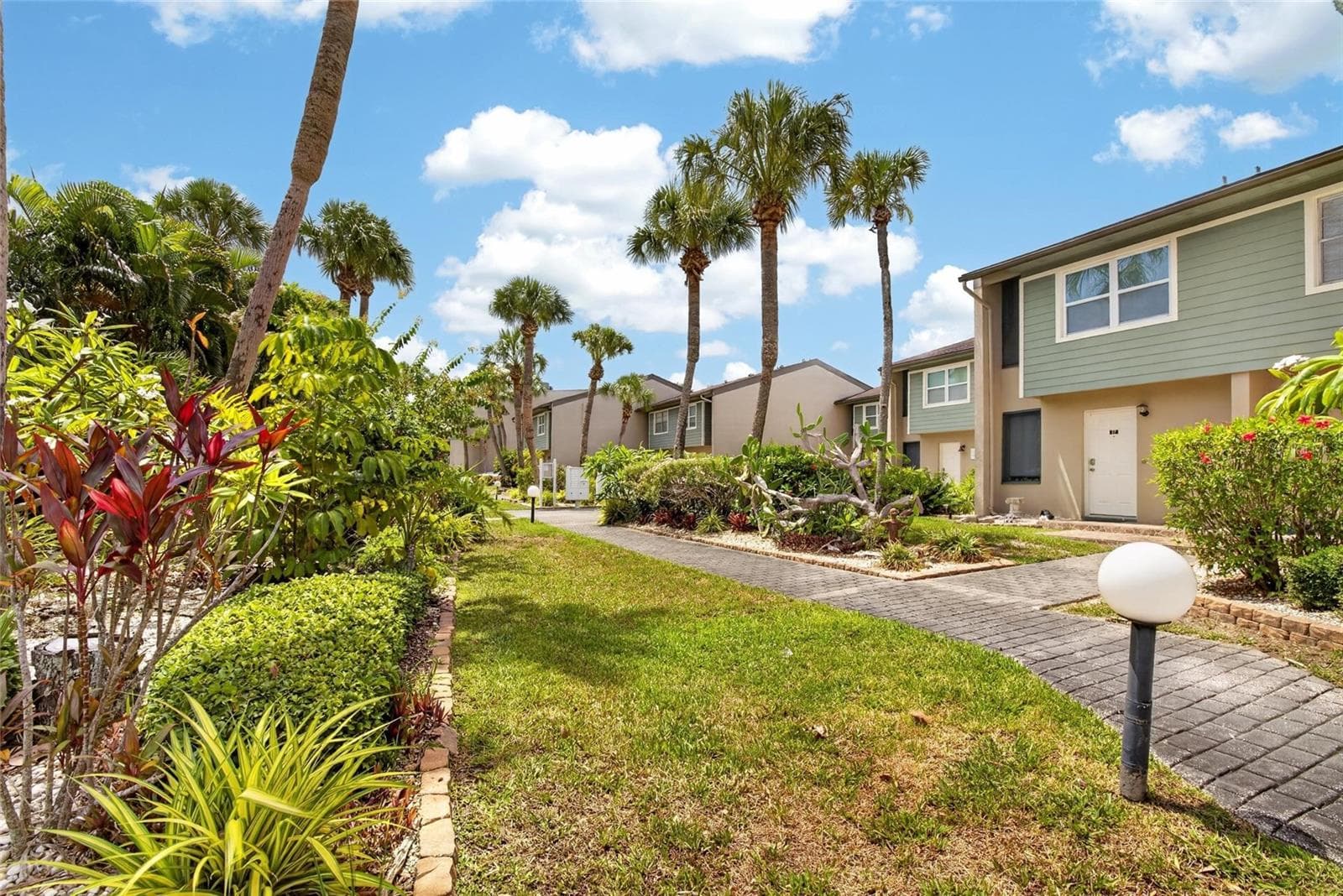 1028 Apollo Beach Blvd #11