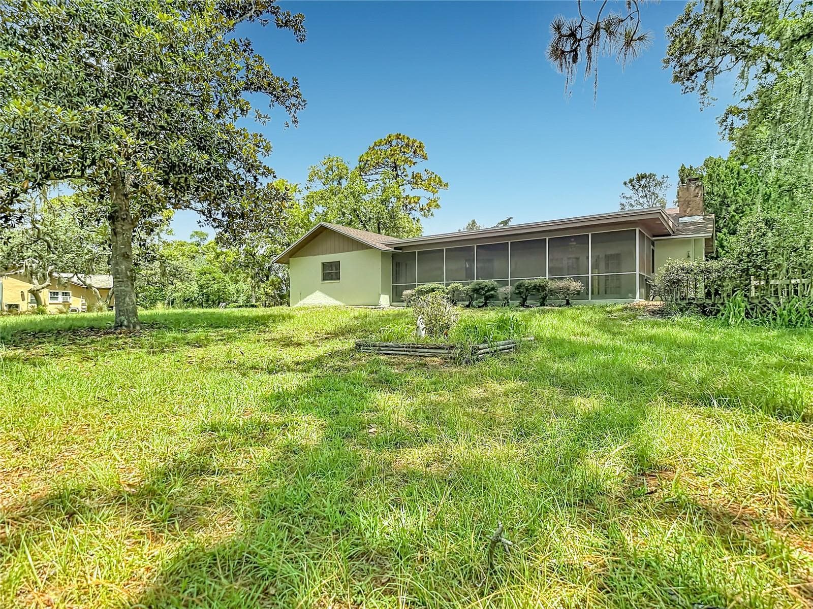 10050 Deer Ln photo 2
