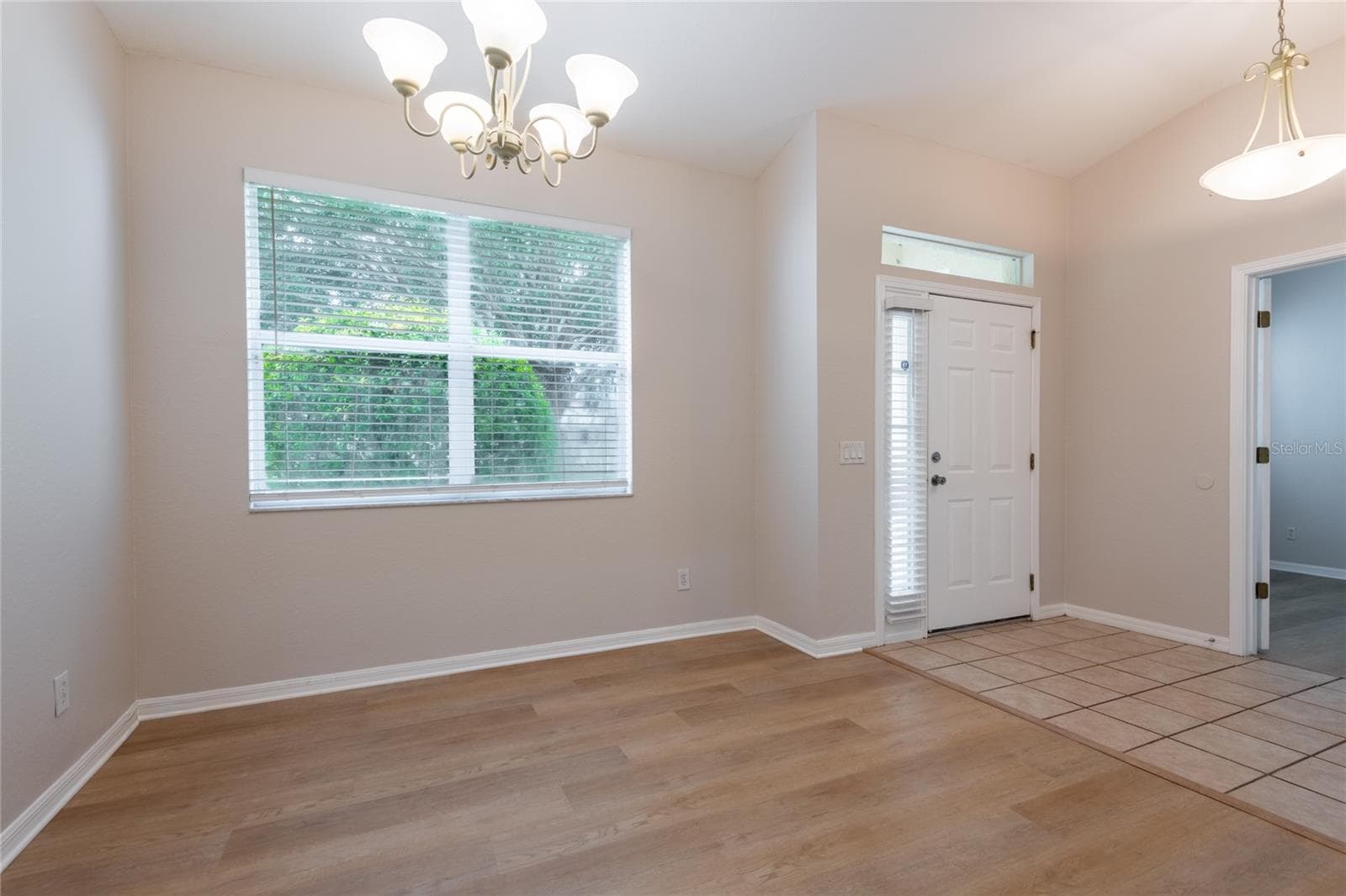 11112 Holly Cone Dr photo 4