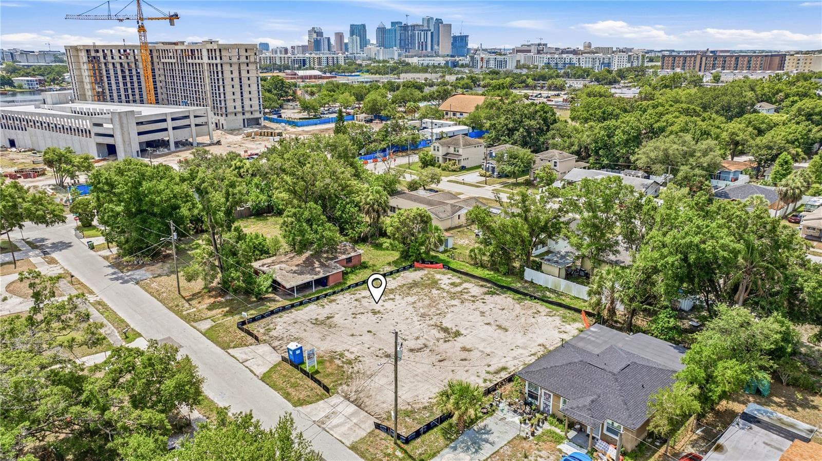 1710 W Saint Conrad St photo 3
