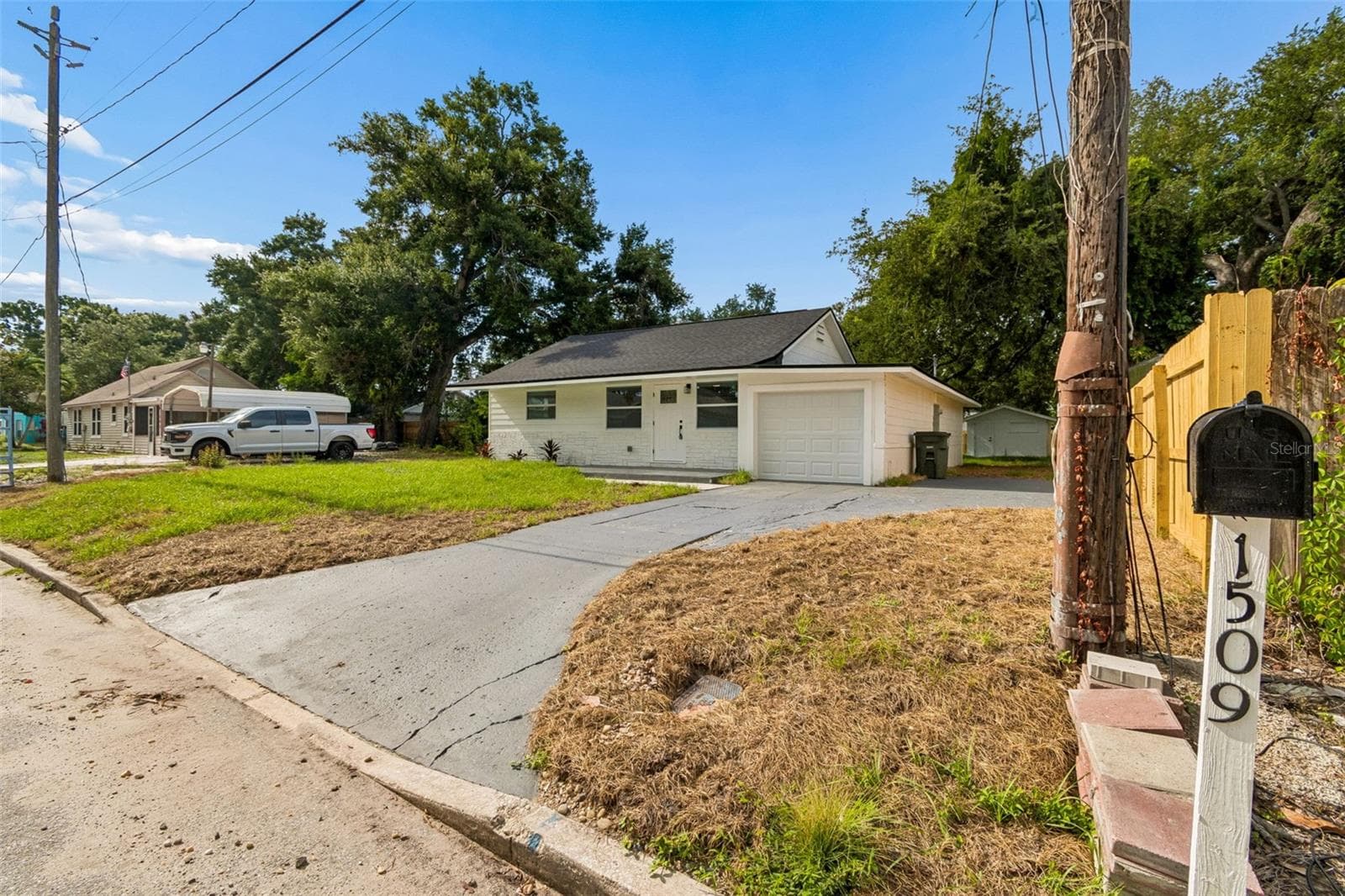 1509 15th Ave W