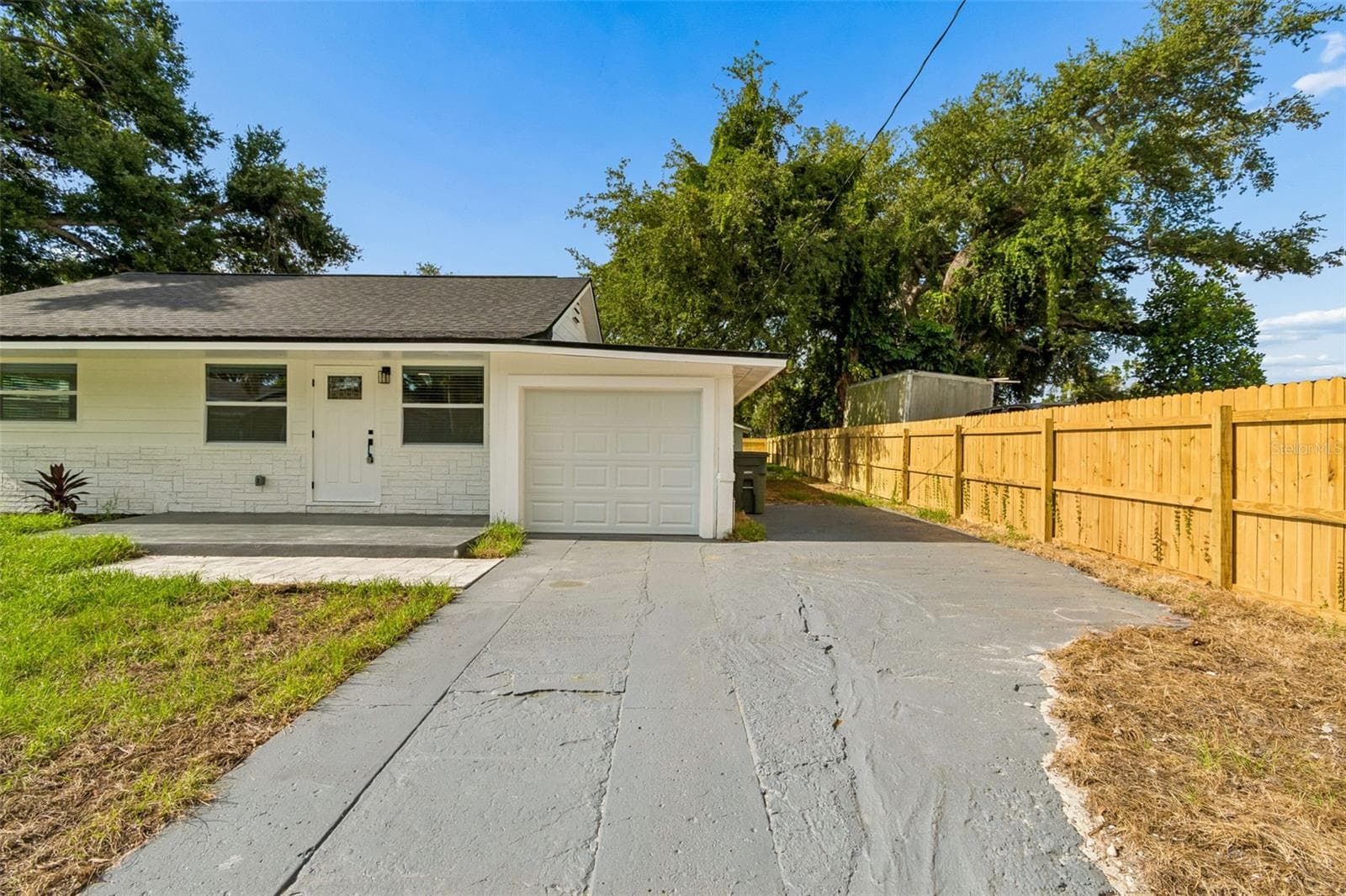 1509 15th Ave W photo 3