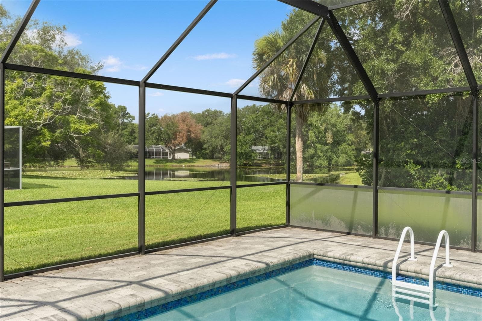 13916 Middle Park Dr