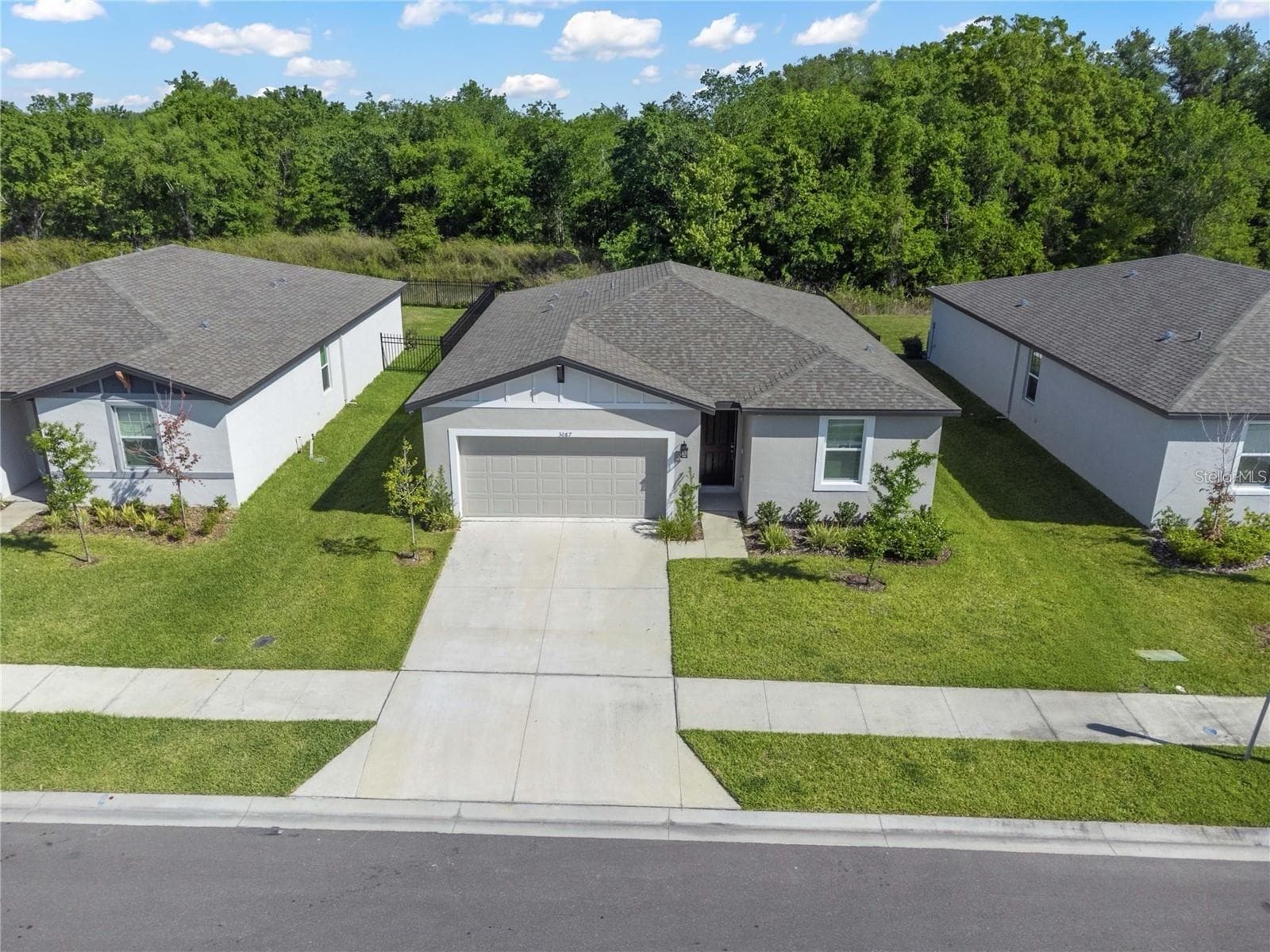 3087 Forrest Plum CT photo 4