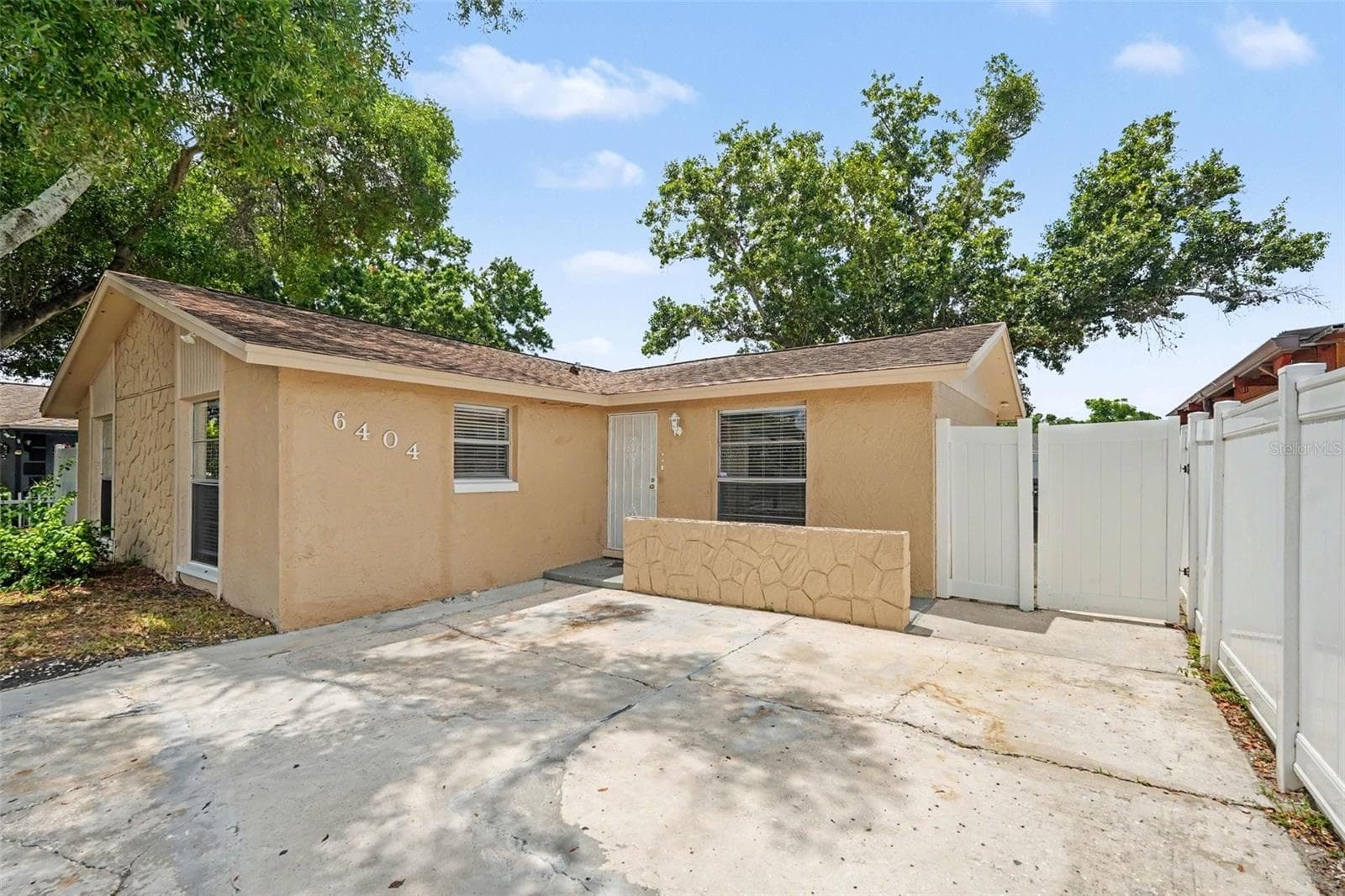 6404 Freedom CT