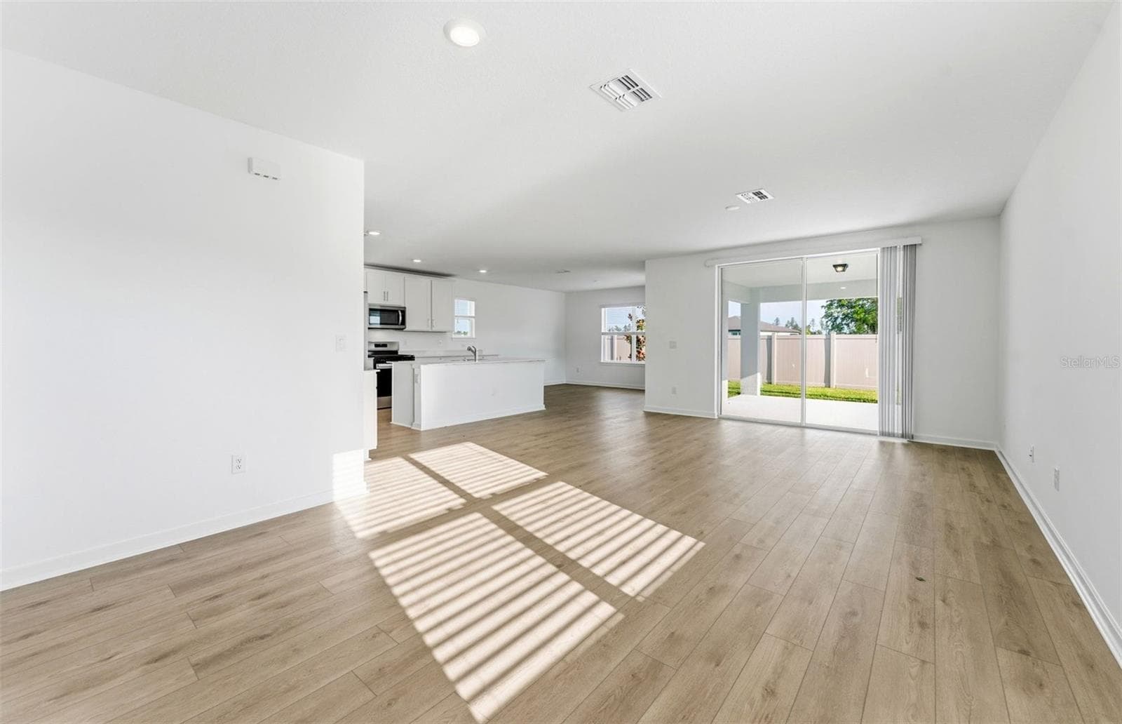 1361 Allagash Dr photo 5