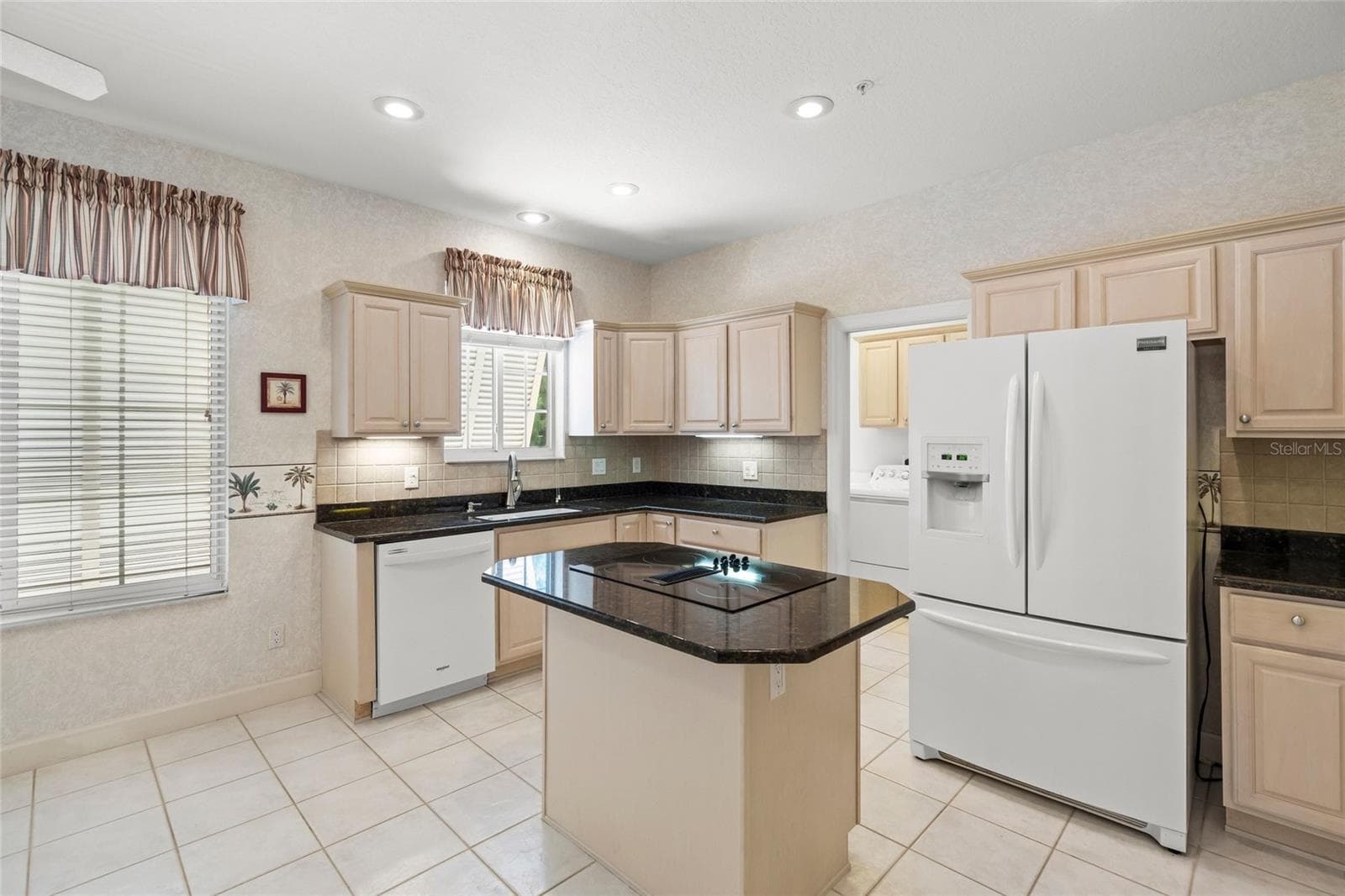 3954 Hamilton Club Cir #14 photo 4