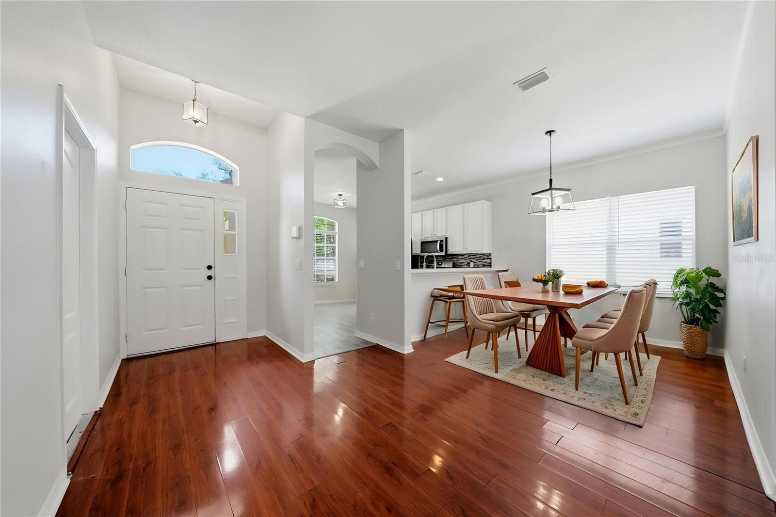 403 Laguna MILL Dr