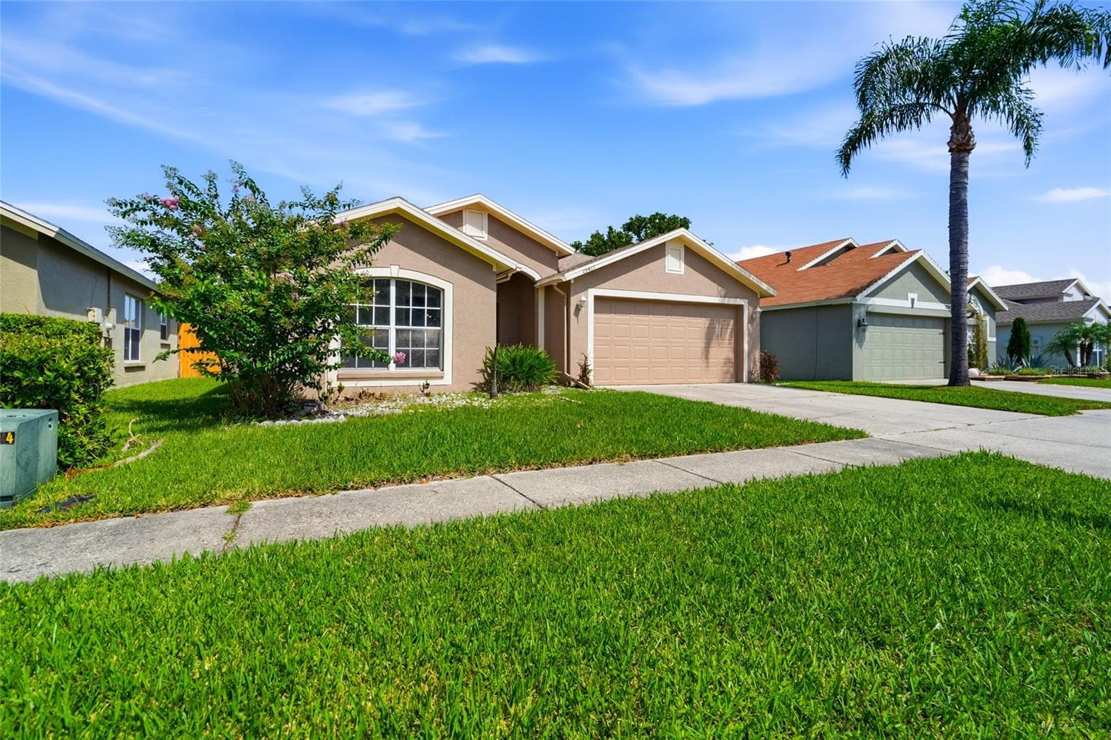 29417 Crossland Dr photo 4