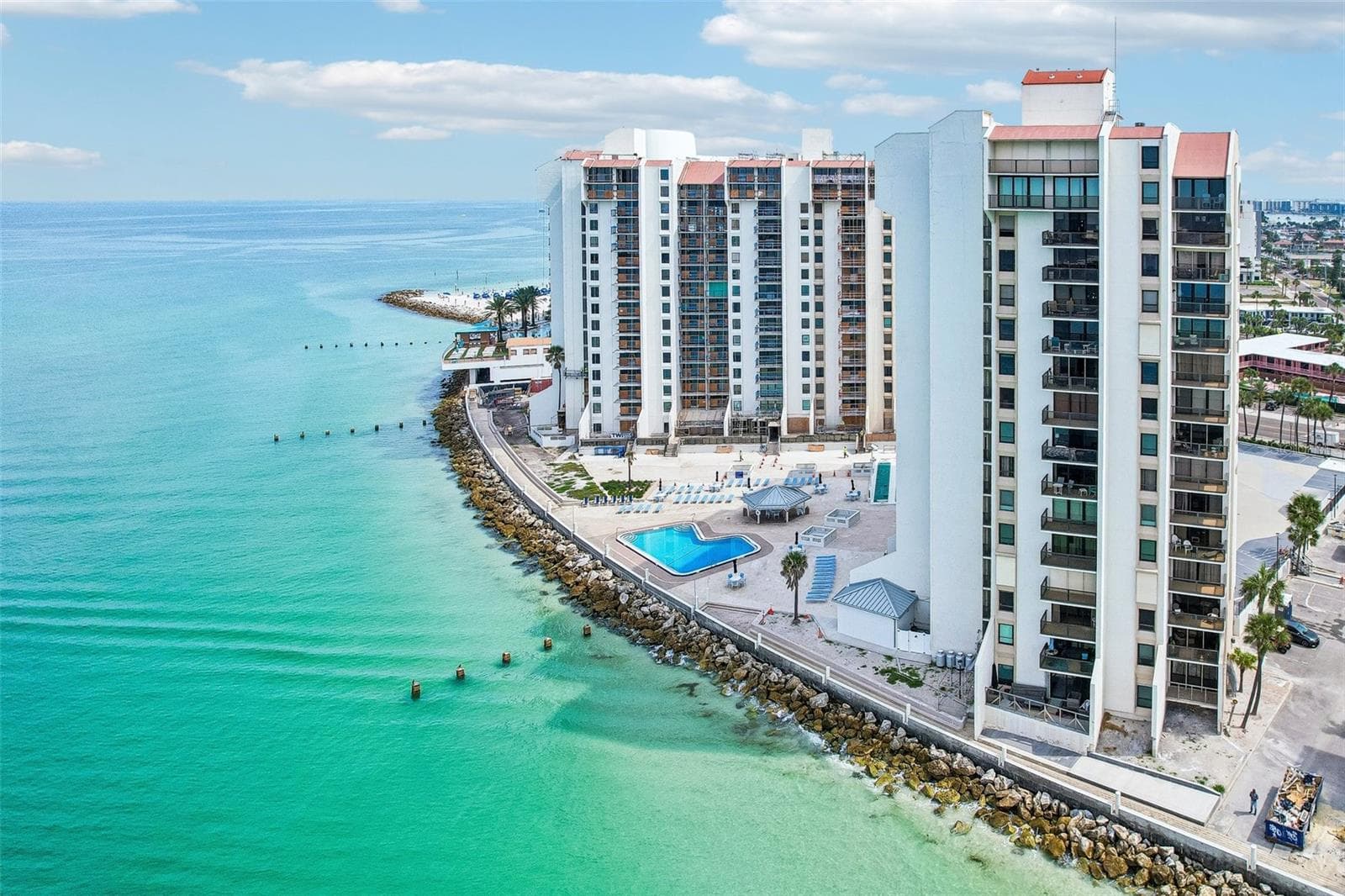450 S Gulfview Blvd #605 photo 3