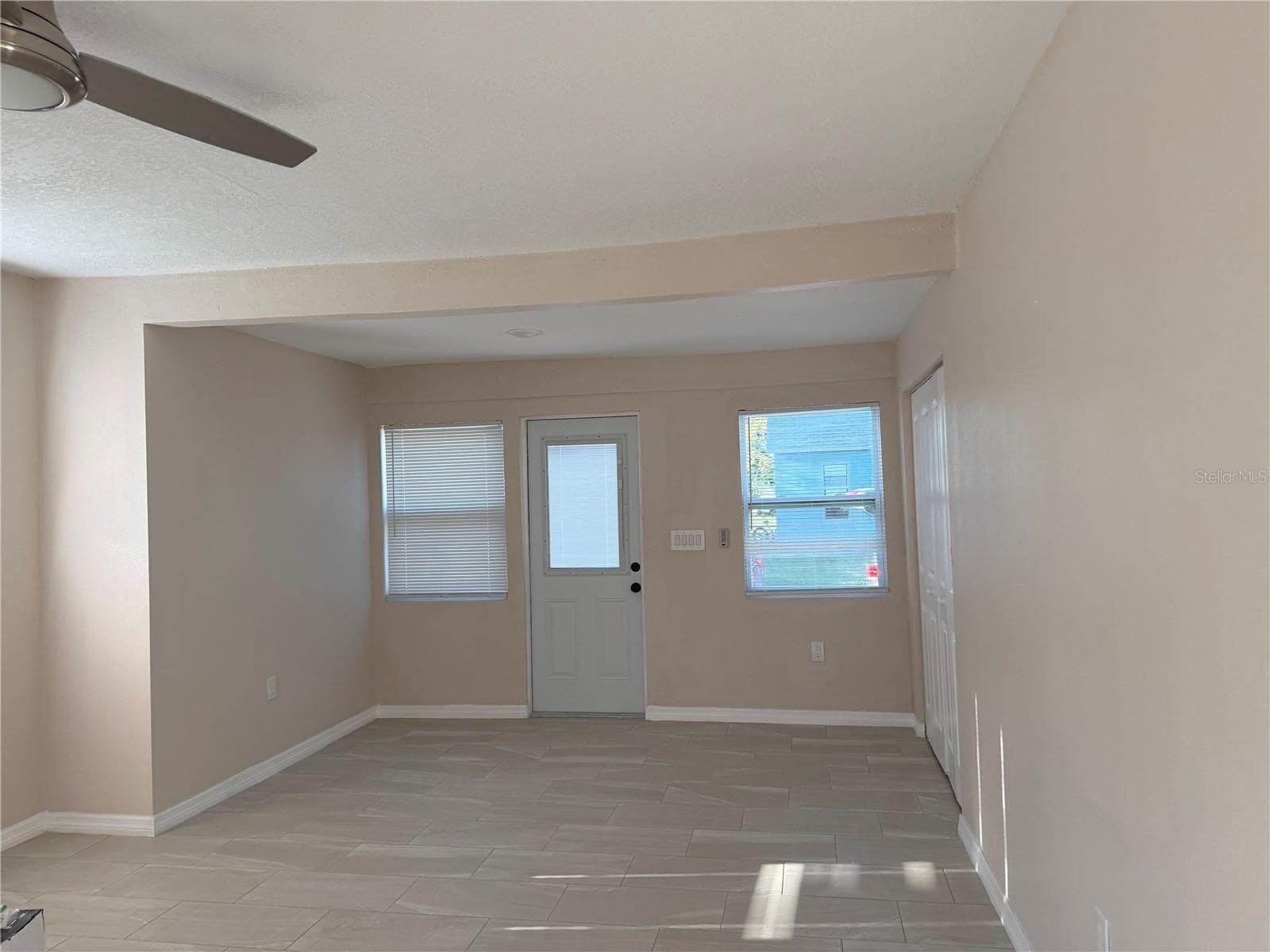 1015 23rd Ave W