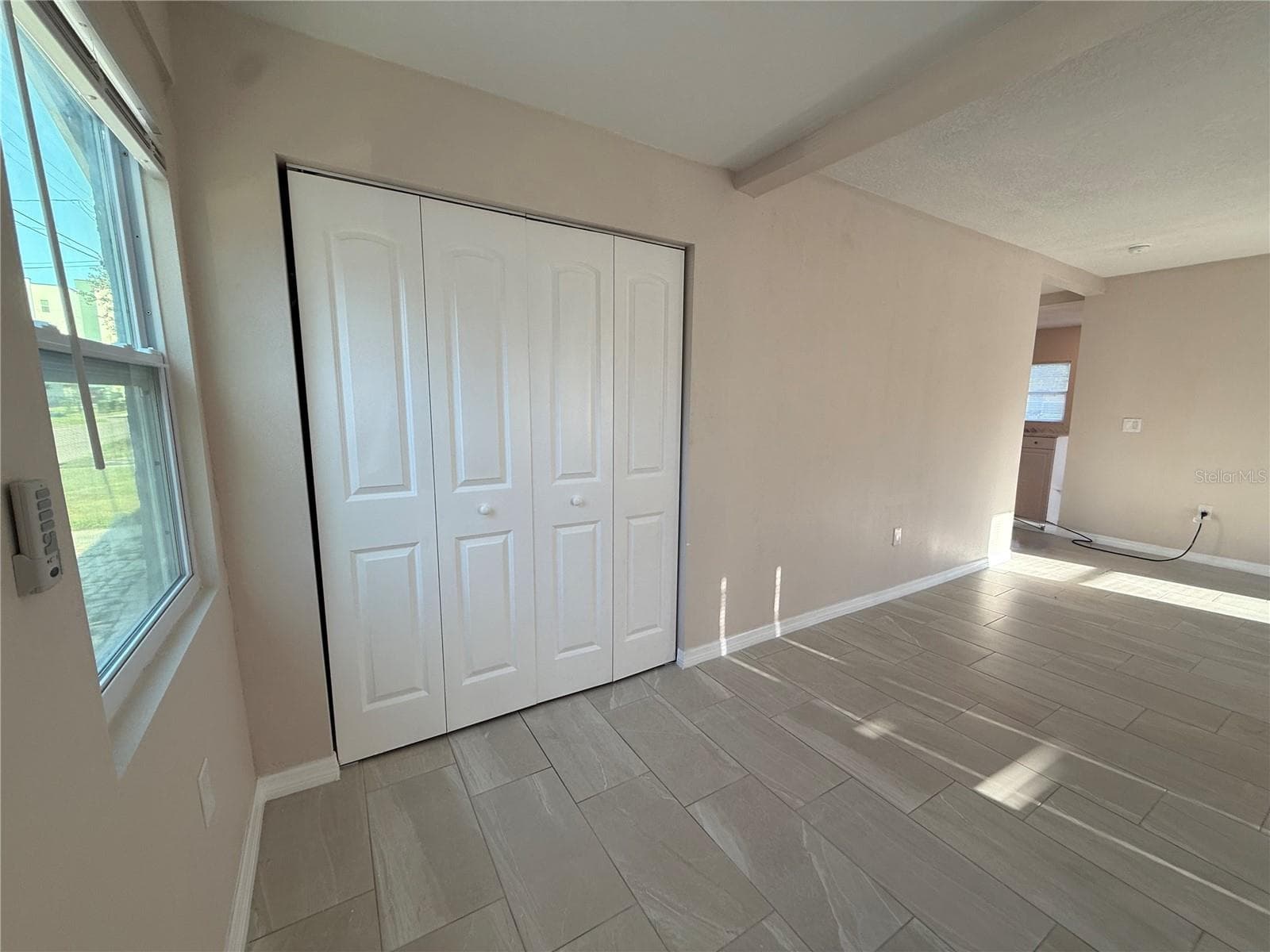 1015 23rd Ave W photo 5
