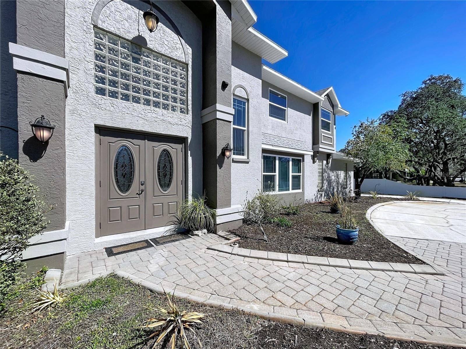 10655 Lakeview Dr photo 4