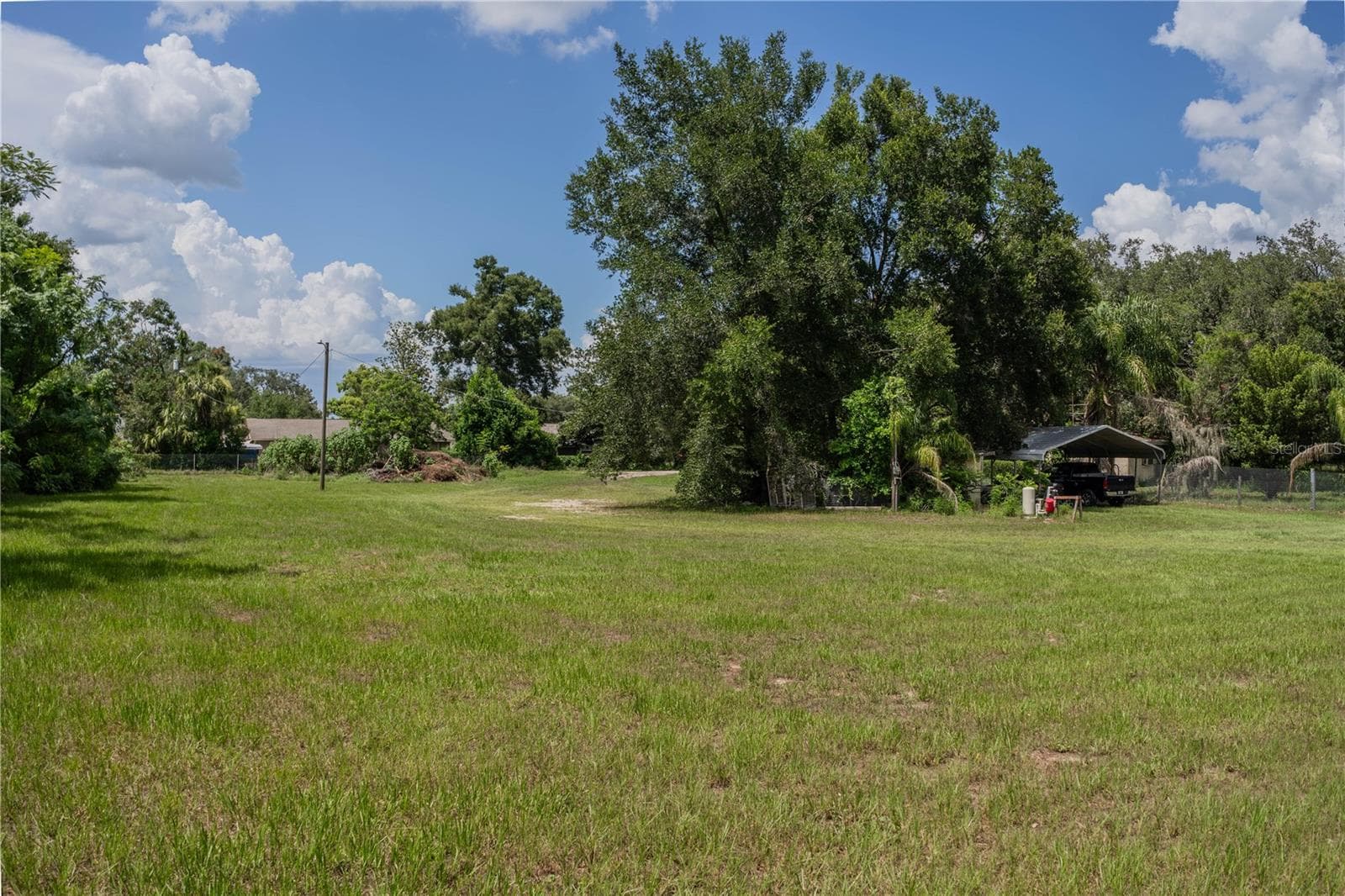 441 Overhill Dr photo 3