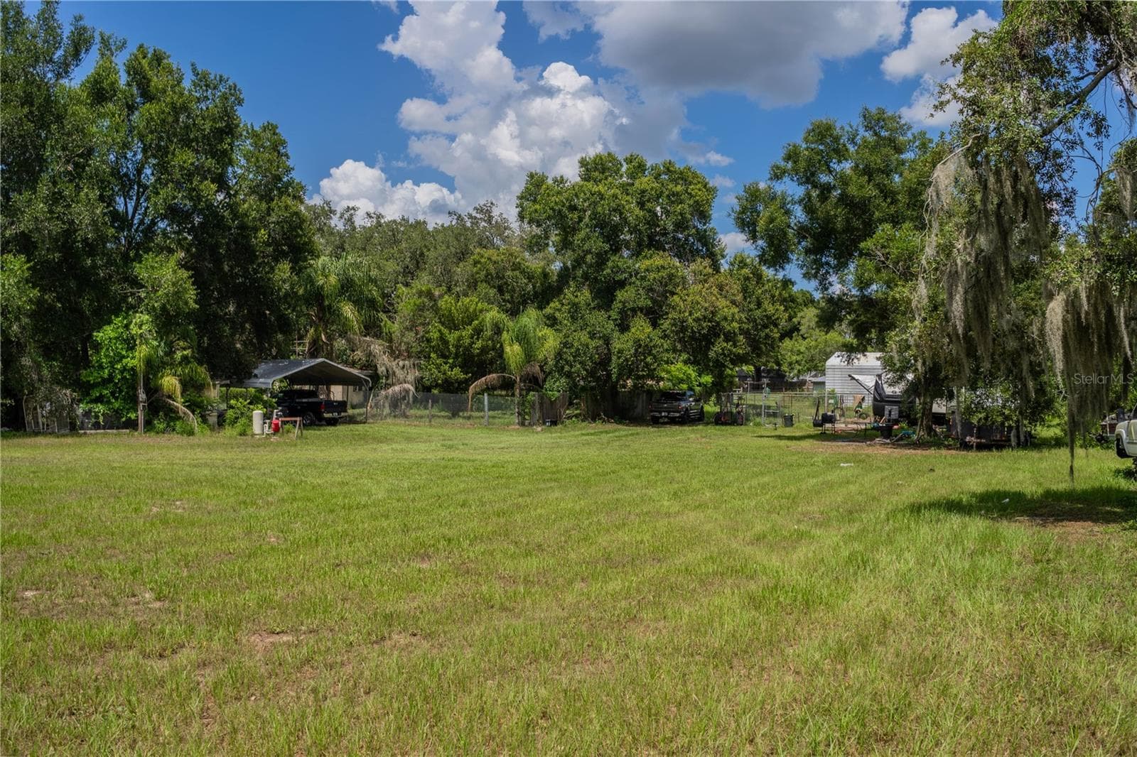 441 Overhill Dr photo 4