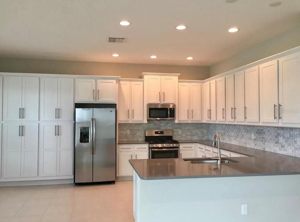 30791 Lindentree Dr photo 5