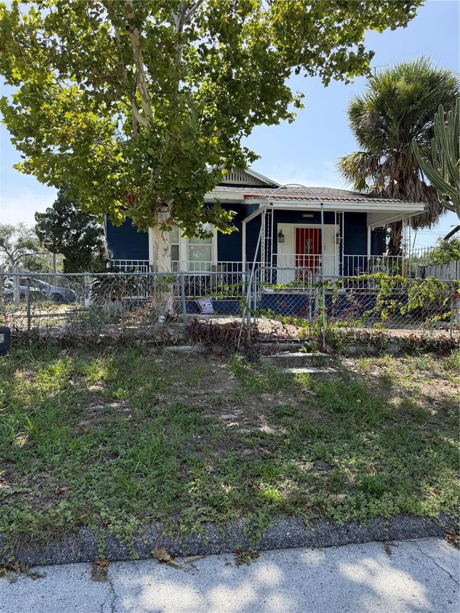 3012 N Albany Ave