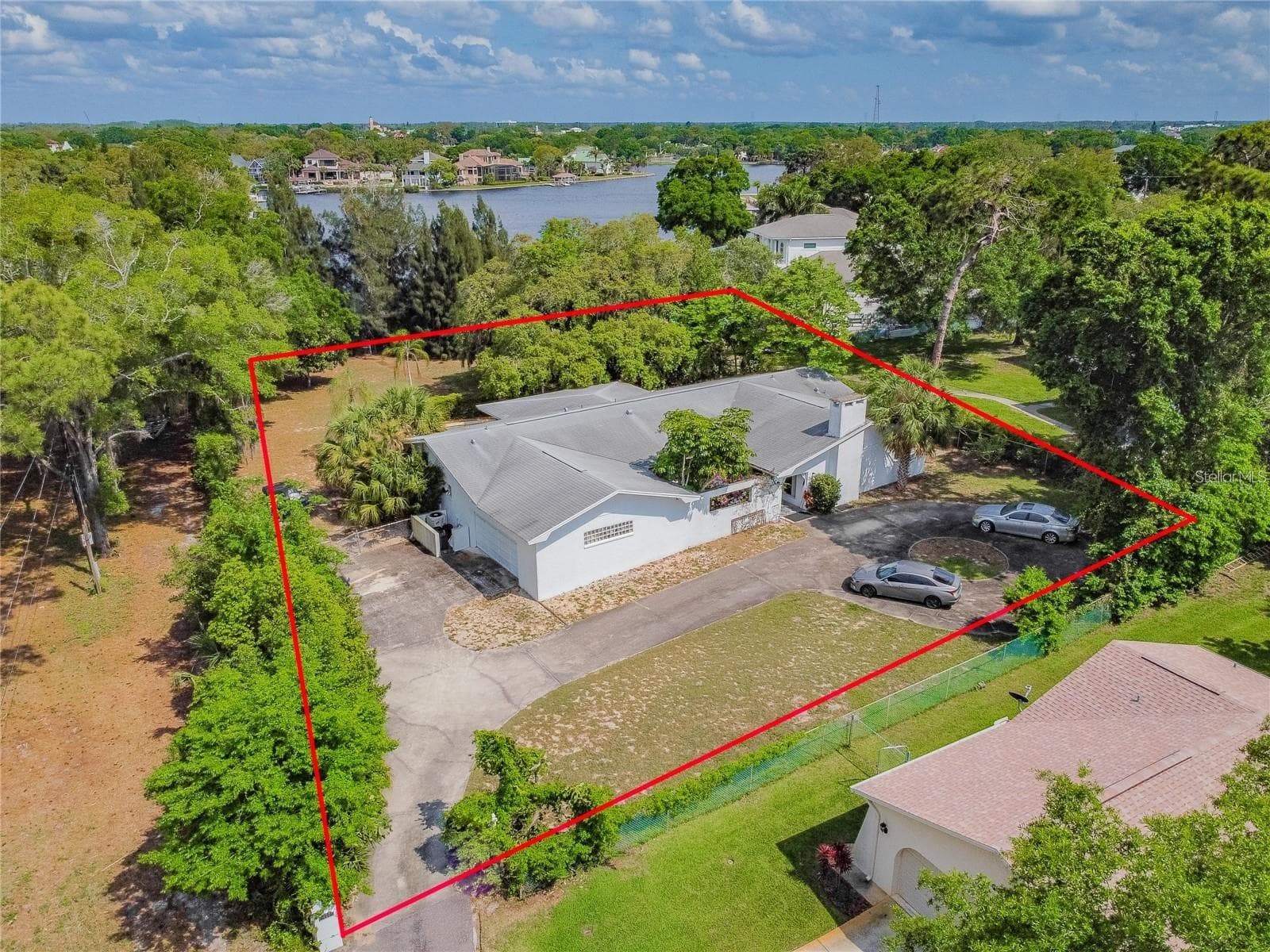 425 Craig Dr photo 4