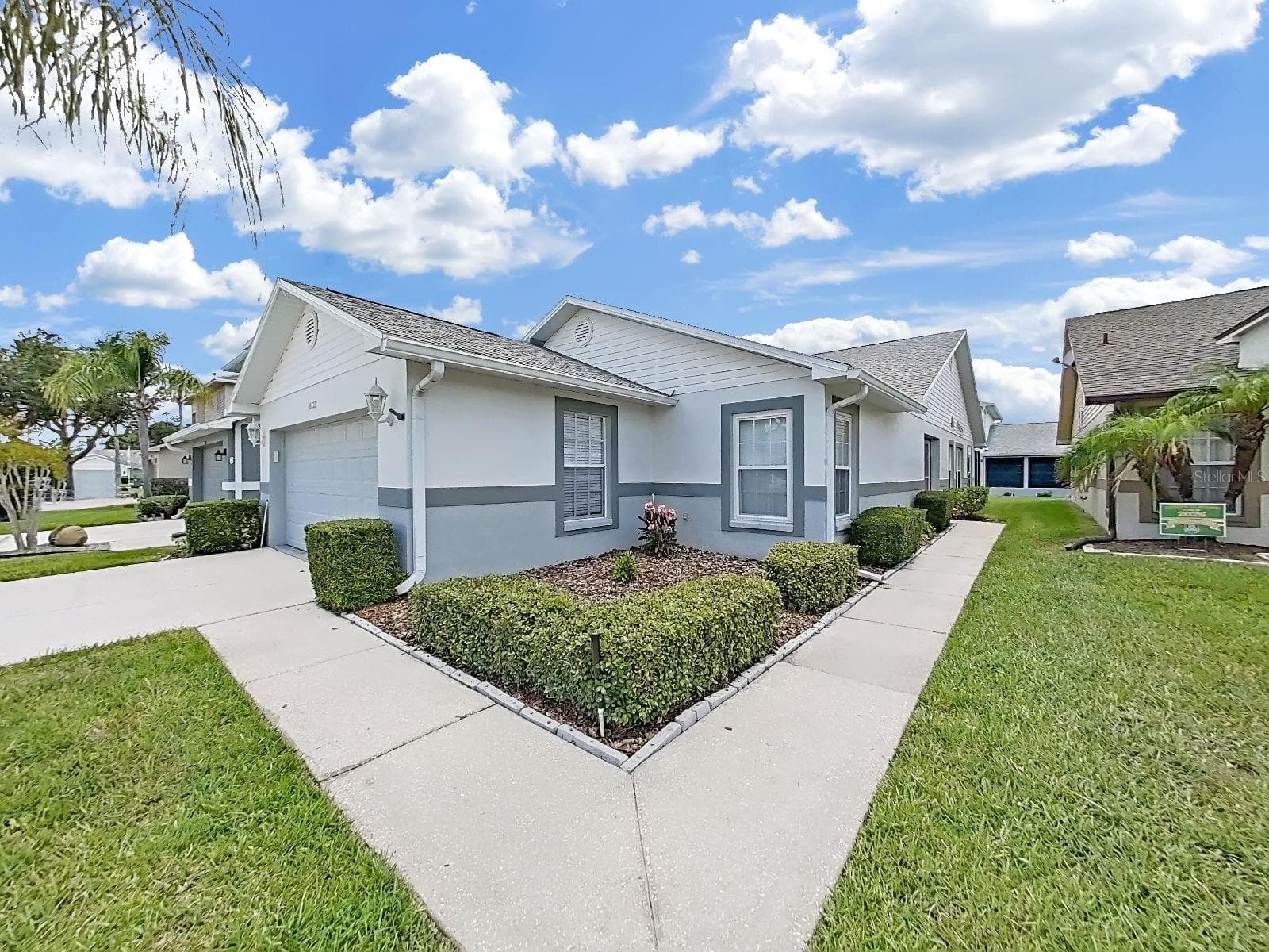 6122 Gentle Ben Cir photo 3