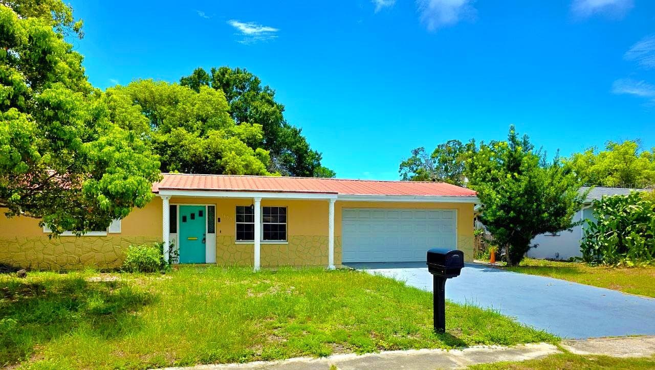3150 Fairmount Dr