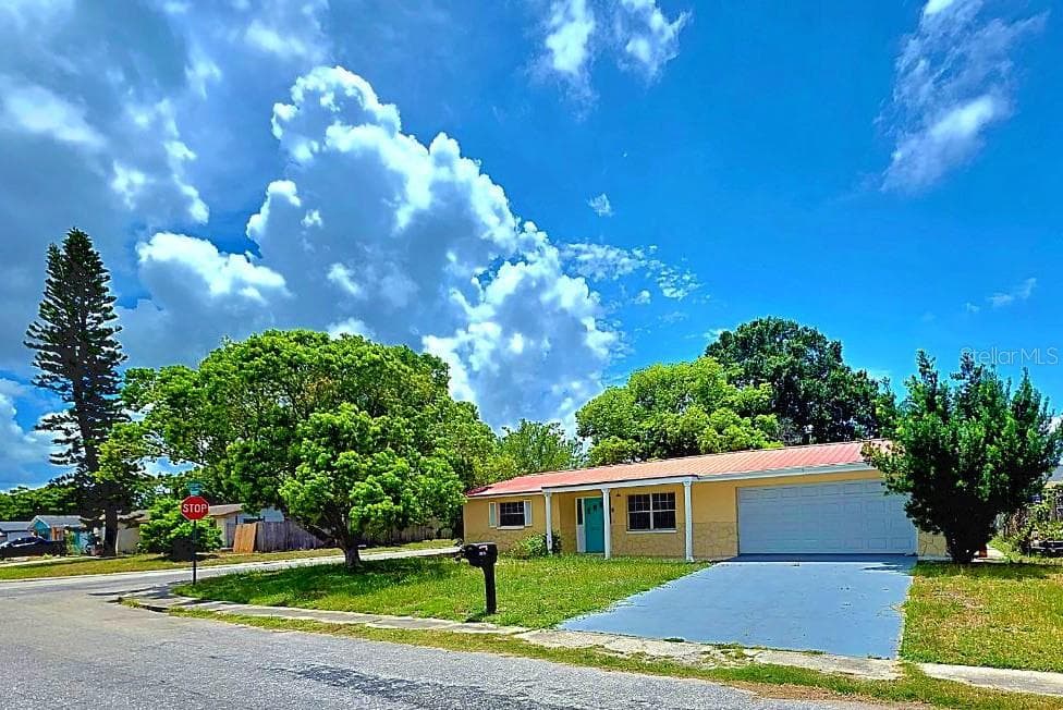 3150 Fairmount Dr photo 3